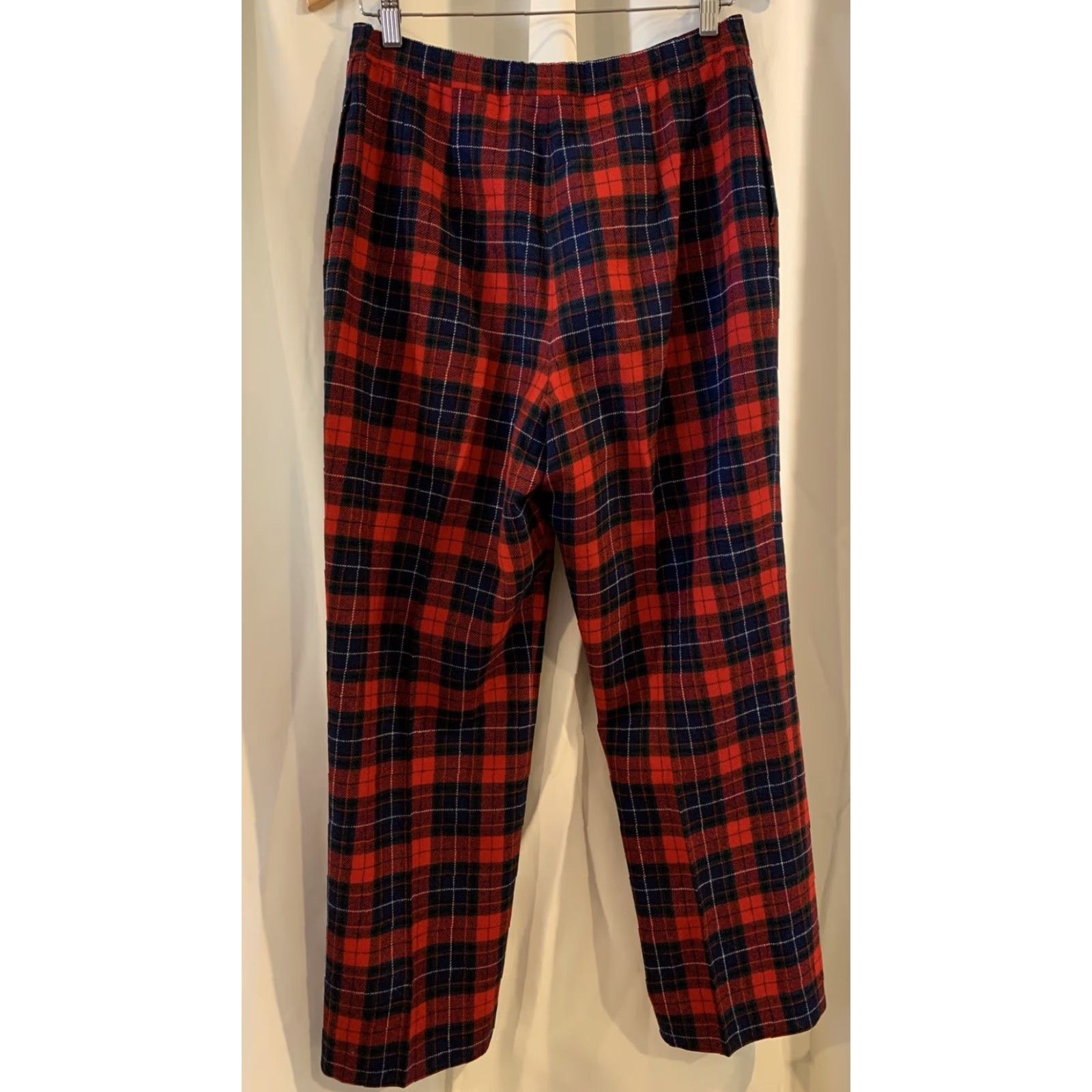 Pendleton VINTAGE Pendleton Pants Womens 12 Red Wool Plaid Straight Leg 27in Inseam Dress Pants Capable Casual Mens Womens Girls Size 34" / US 12 / IT 48 - 3 Thumbnail
