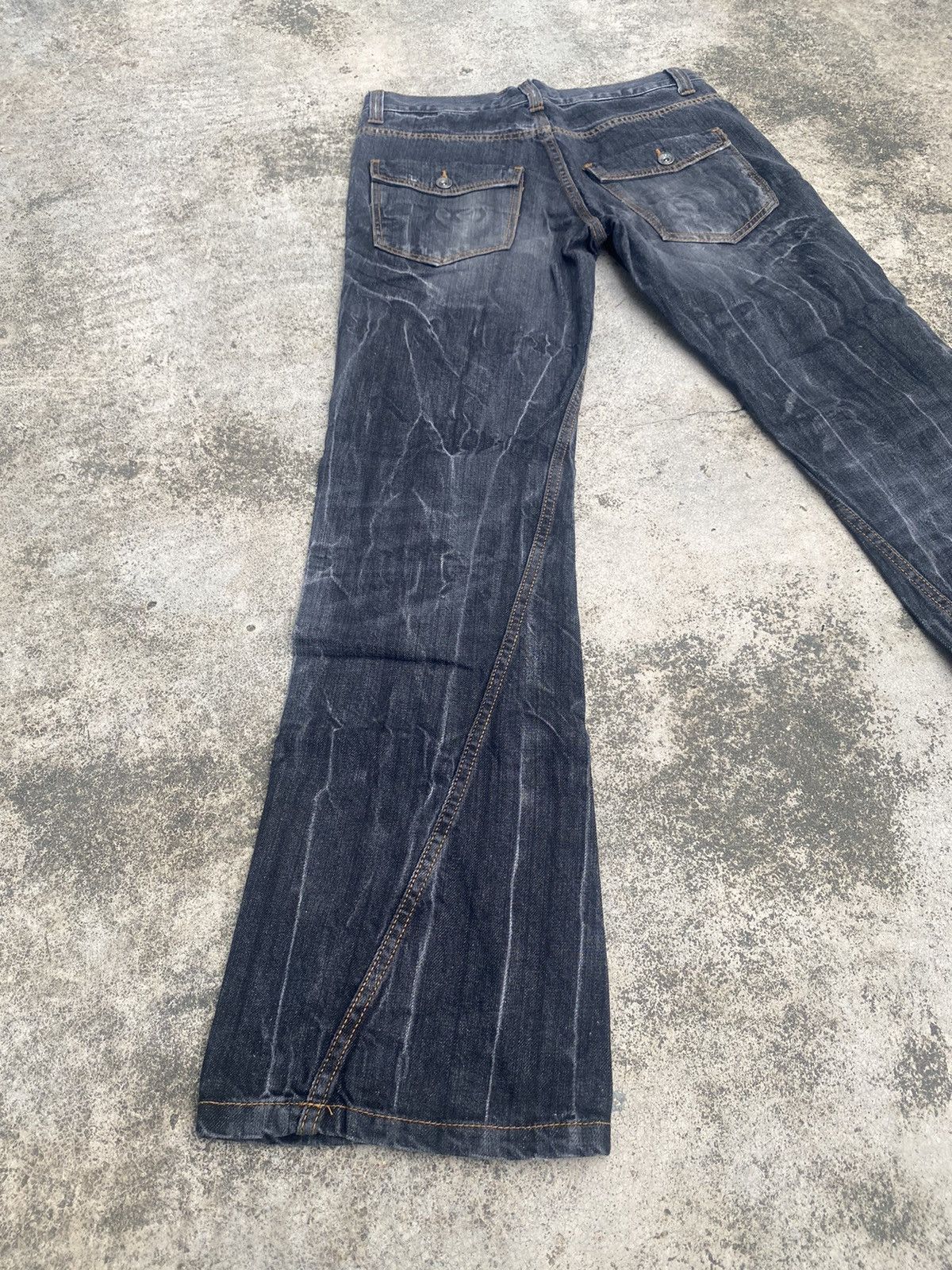 If Six Was Nine × Japanese Brand Flare Jeans Antful Distressed Clawmark Splash Size US 30 / EU 46 - 13 Thumbnail