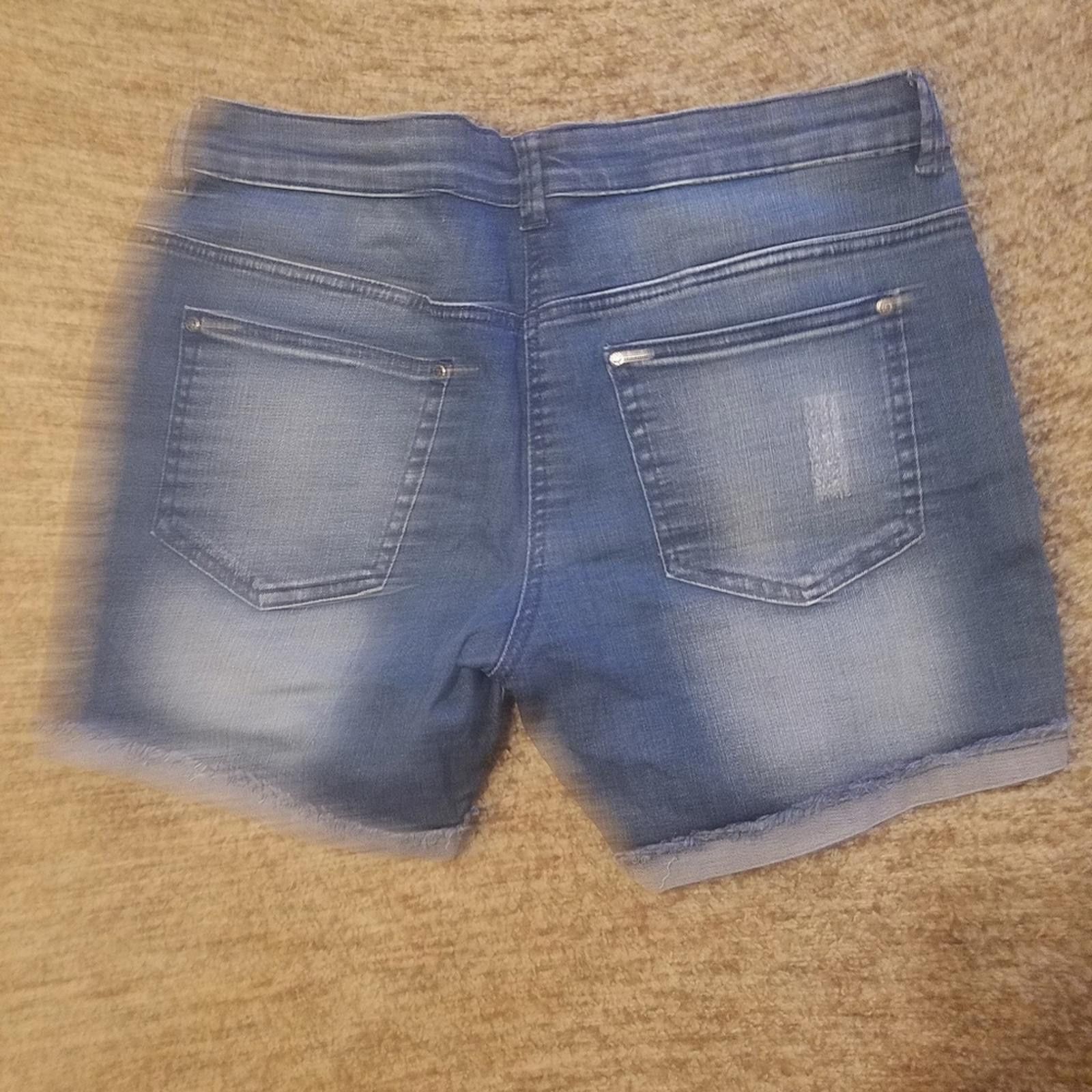 Designer Gina Denim Boyfriend Shorts Size 32 Size 32" / US 10 / IT 46 - 2 Thumbnail