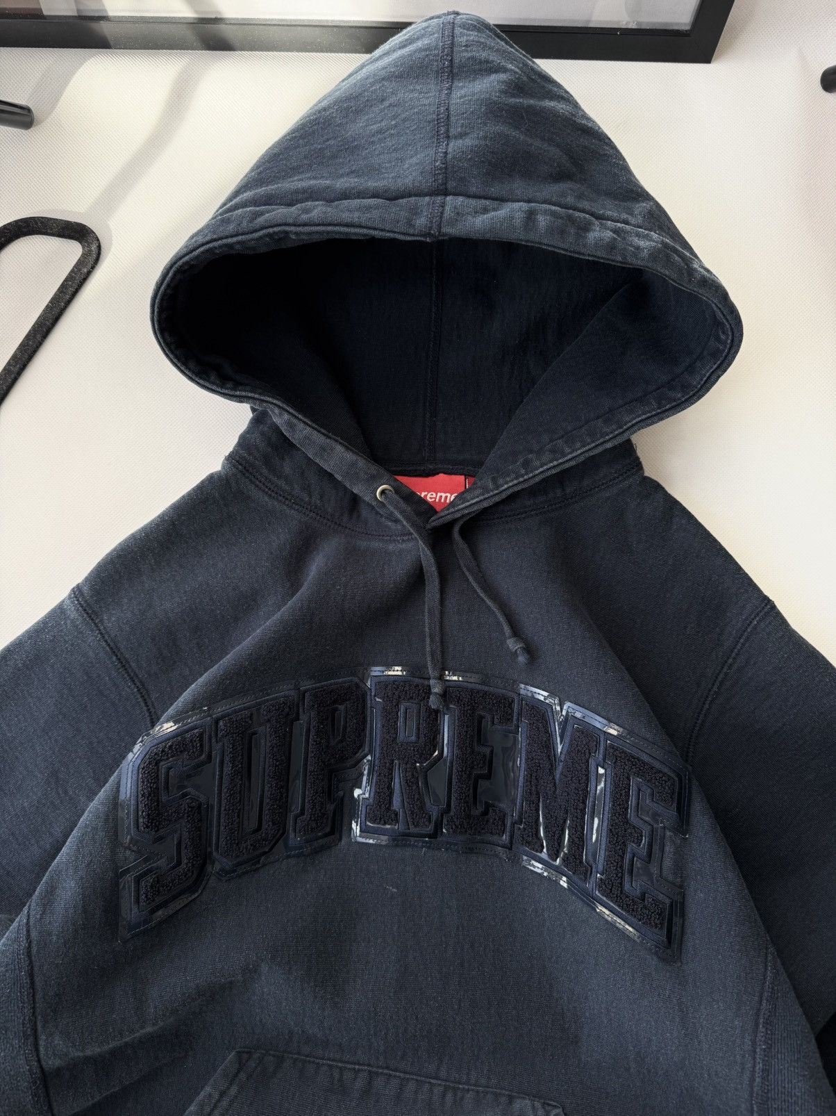 Hypebeast Rare SUPREME Big Logo Zip Up Boxy Fit Hoodie Size US L / EU 52-54 / 3 - 14 Thumbnail