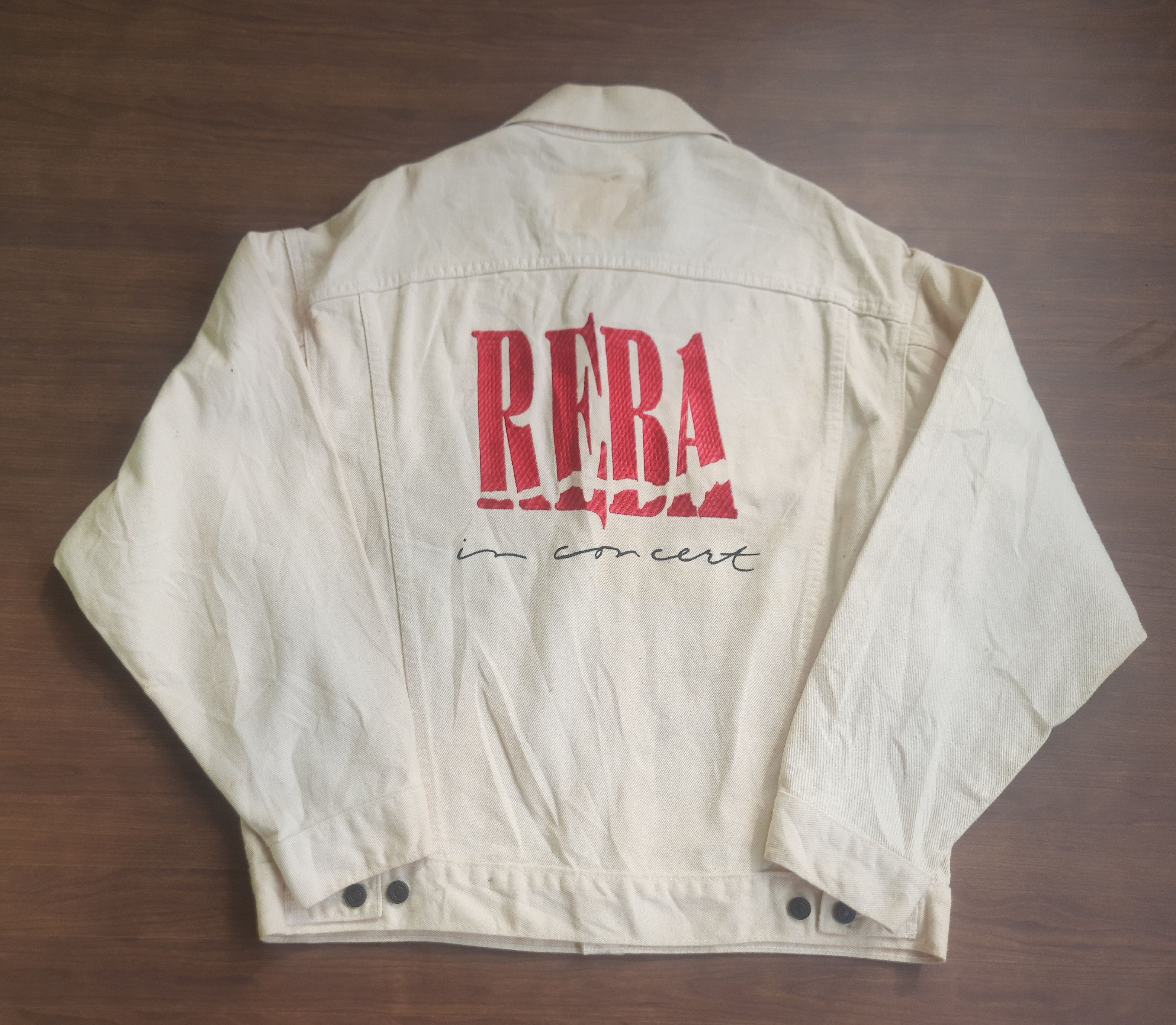 Vintage Vintage REBA in Concert Denim Jacket with signed Size US L / EU 52-54 / 3 - 1 Thumbnail