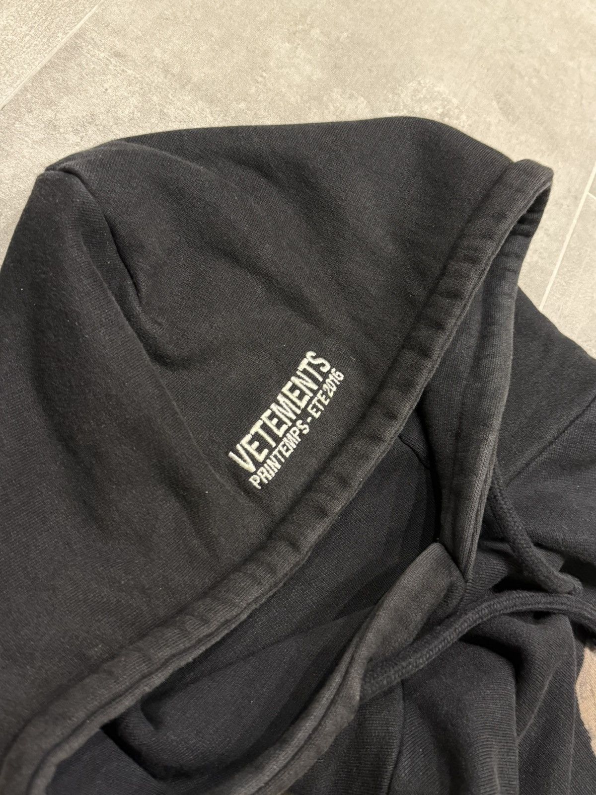 Vetements Vetements Titanic Hoodie Size US M / EU 48-50 / 2 - 5 Thumbnail