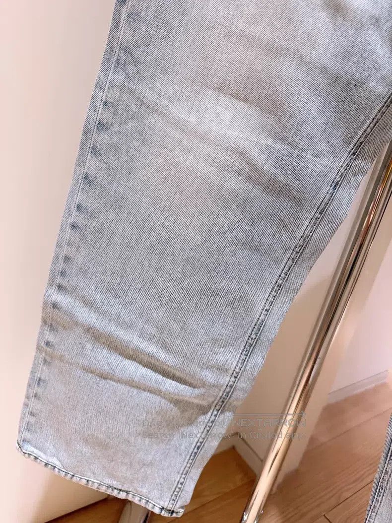 Brunello Cucinelli Brunello Cucinelli Light Blue Washed Denim Wide Leg Jeans Size 25" / US 0 / IT 36 - 4 Thumbnail