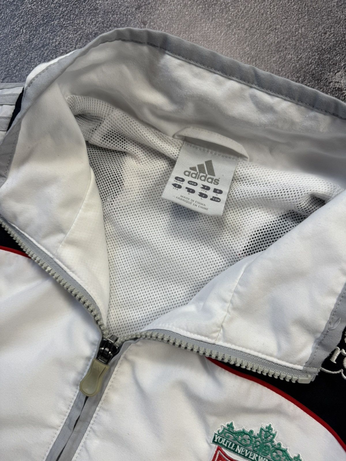 Adidas Vintage Adidas Liverpool FC Track Jacket Size US L / EU 52-54 / 3 - 4 Thumbnail