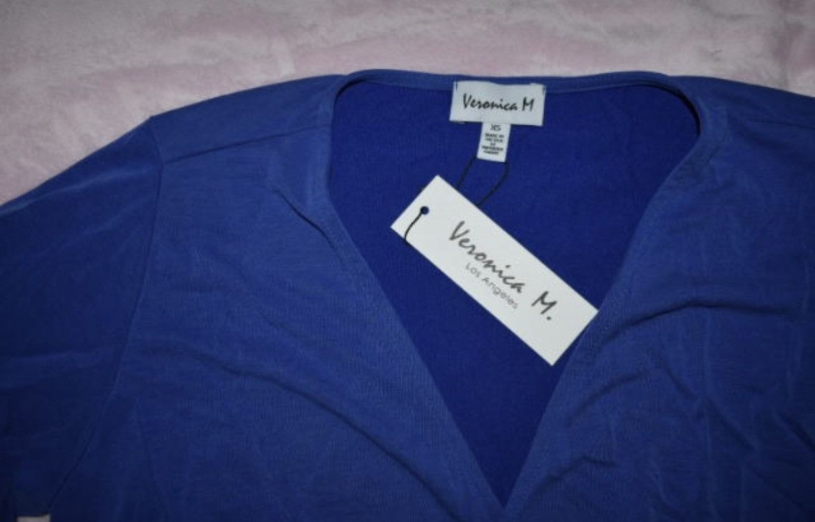Other NWT Veronica M Blue Bell Sleeve V Neck Blouse Size XS / US 0-2 / IT 36-38 - 2 Thumbnail