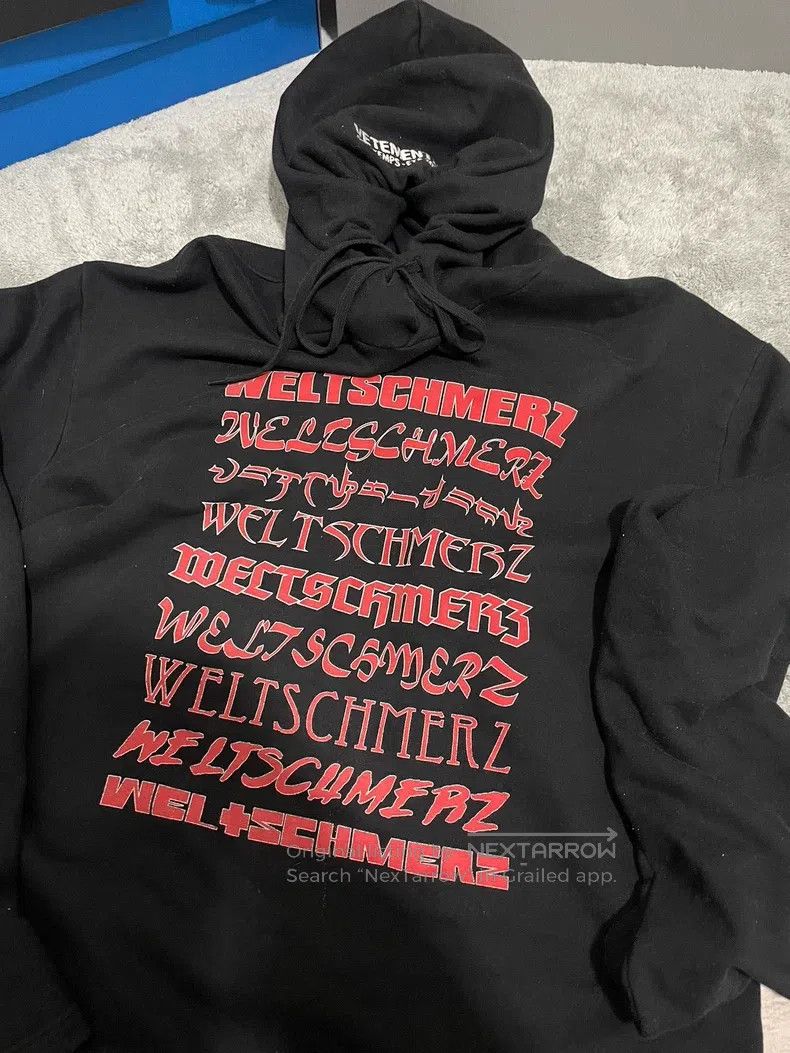 Vetements Vetements Sanskrit Sweatshirt Size US S / EU 44-46 / 1 - 1 Thumbnail