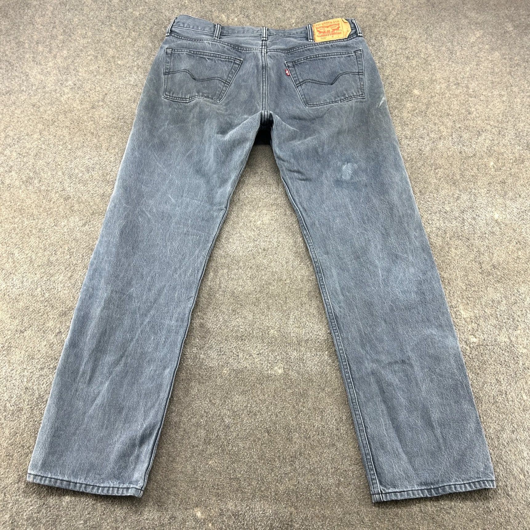 Levi's VINTAGE Levi's 501 Jeans Mens 38x34 Medium Wash Blue Denim Straight Regular Blue 501 Distressed Men 34in Inseam Jeans Brand Levi's 500 Series Size US 38 / EU 54 - 7 Thumbnail