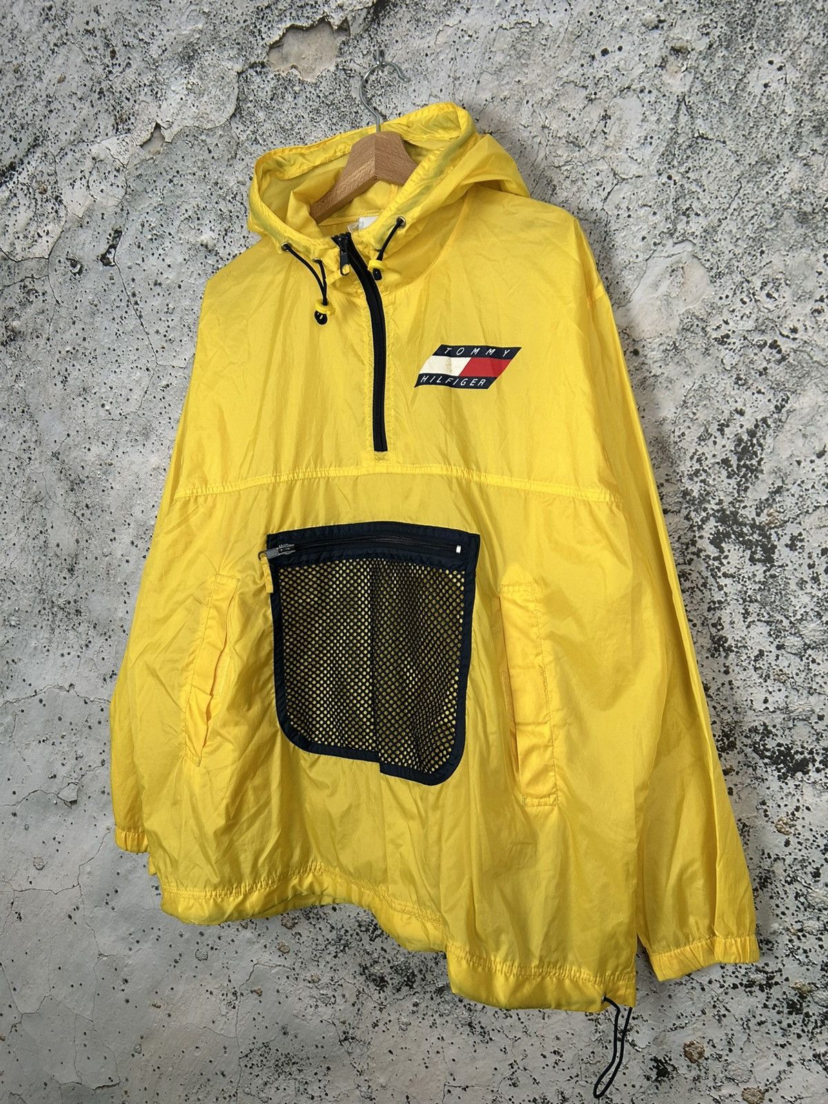 Tommy Hilfiger Vintage Tommy Hilfiger 90s Light Rain Jacket Yellow Hype Size US L / EU 52-54 / 3 - 2 Thumbnail