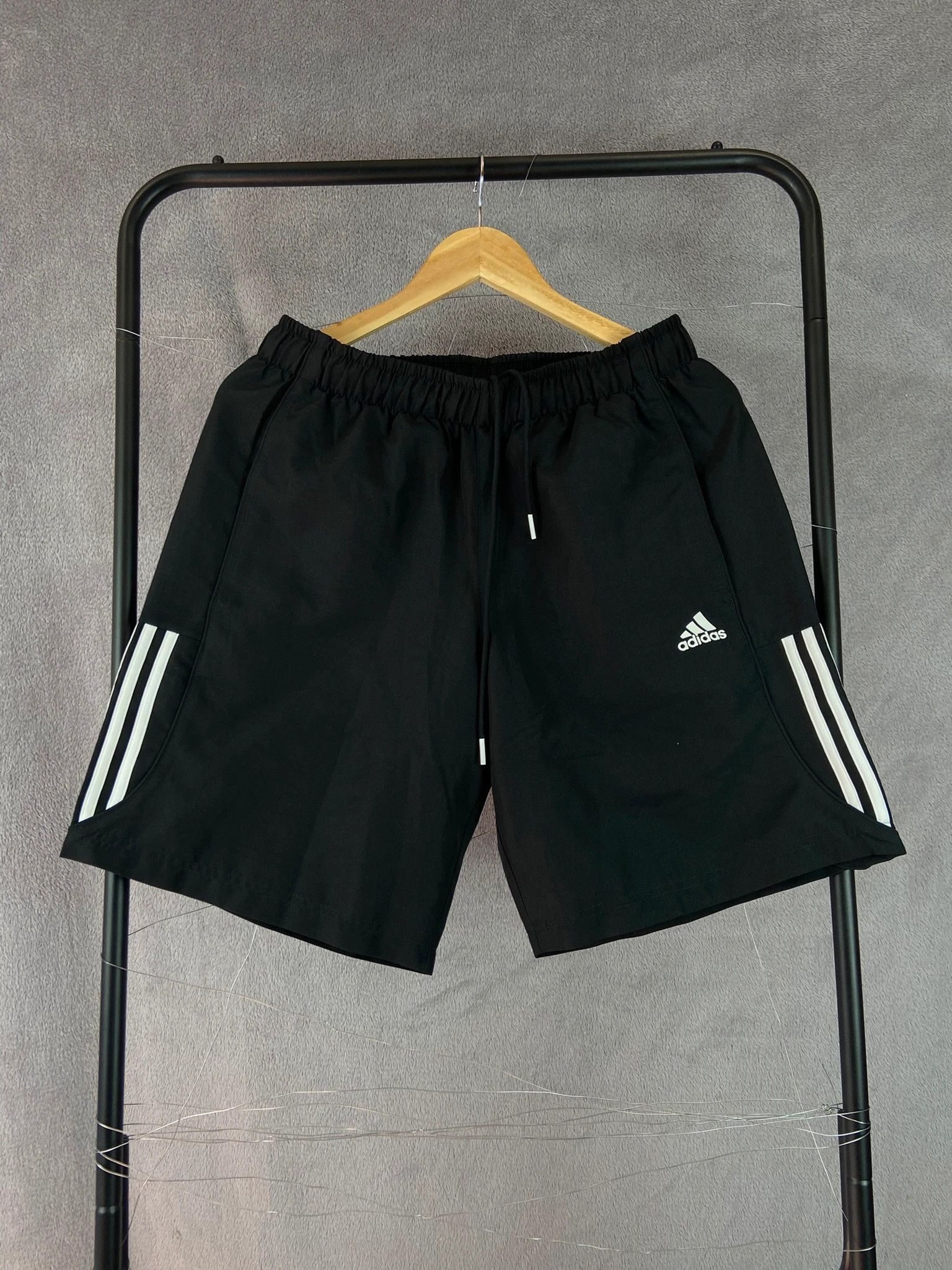 Adidas Shors Adidas Black Vintage Streetwear Y2K High End Size US 38 / EU 54 - 1 Thumbnail