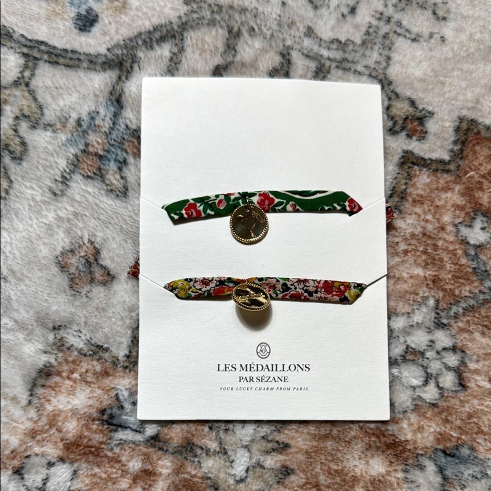 Designer Sézane Floral Bracelets with Gold Medallions Size ONE SIZE - 1 Thumbnail
