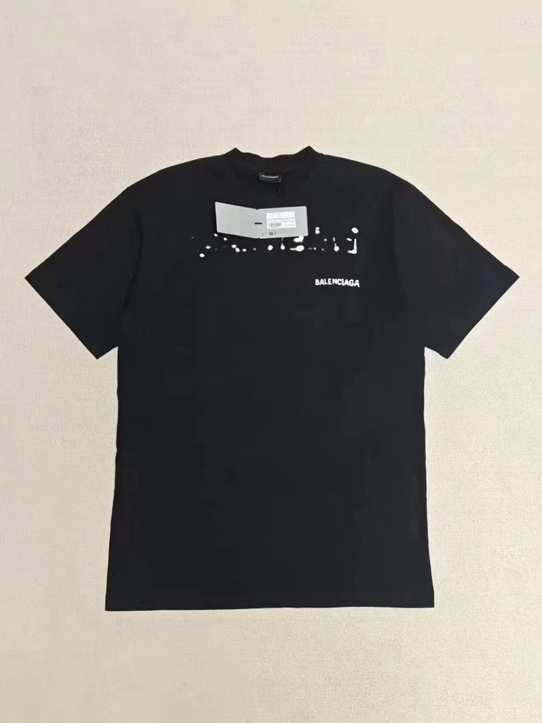 Balenciaga Balenciaga Graffiti spray paint logo to make old short-sle Size US XS / EU 42 / 0 - 1 Thumbnail
