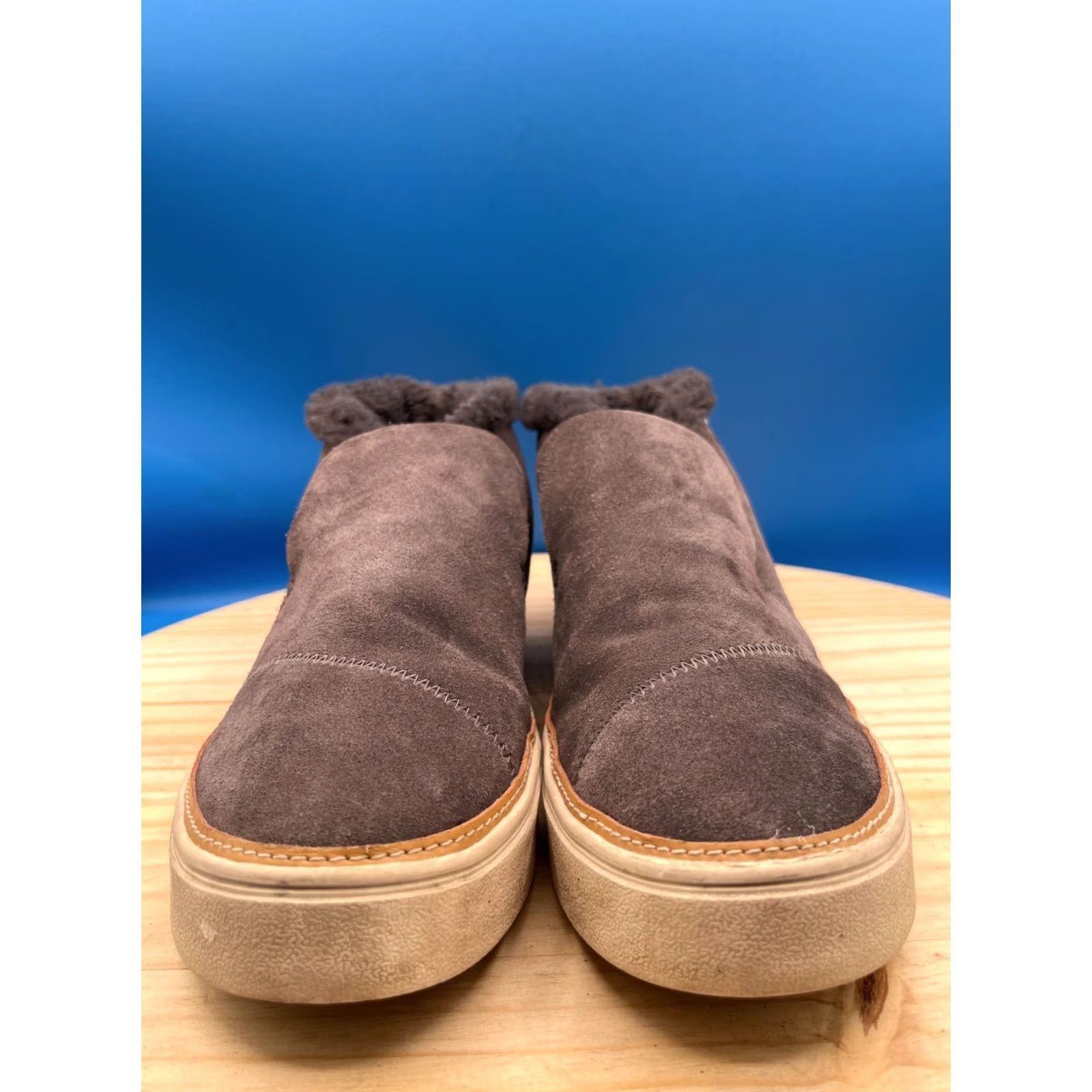 Toms TOMS Boots Womens 9 Ankle Bootie Gray Suede Slip On Round Toe Casual Comfort Jacket? Size US 9 / IT 39 - 4 Thumbnail