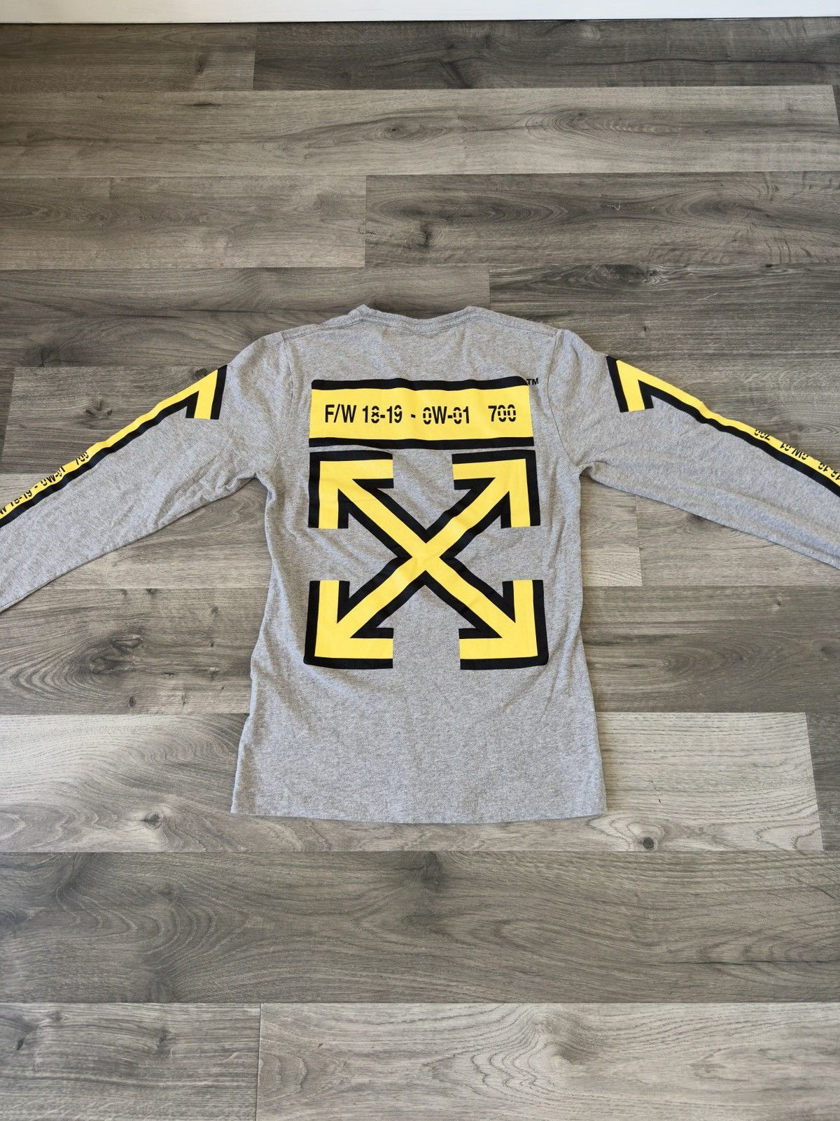Off-White OFF-WHITE Long Sleeved Tee Size US S / EU 44-46 / 1 - 7 Thumbnail