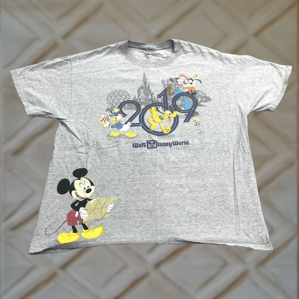 Disney Disney Mickey Mouse Vintage Graphic T-Shirt Mens XL Gray Crew Neck Casual Tee Size US XL / EU 56 / 4 - 1 Thumbnail