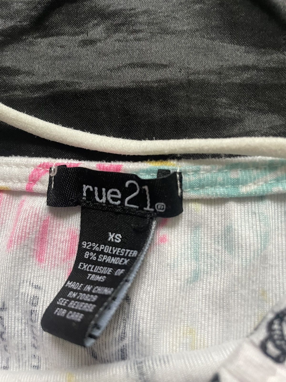 rue21 Rue 21 crop top Size XS / US 0-2 / IT 36-38 - 2 Thumbnail