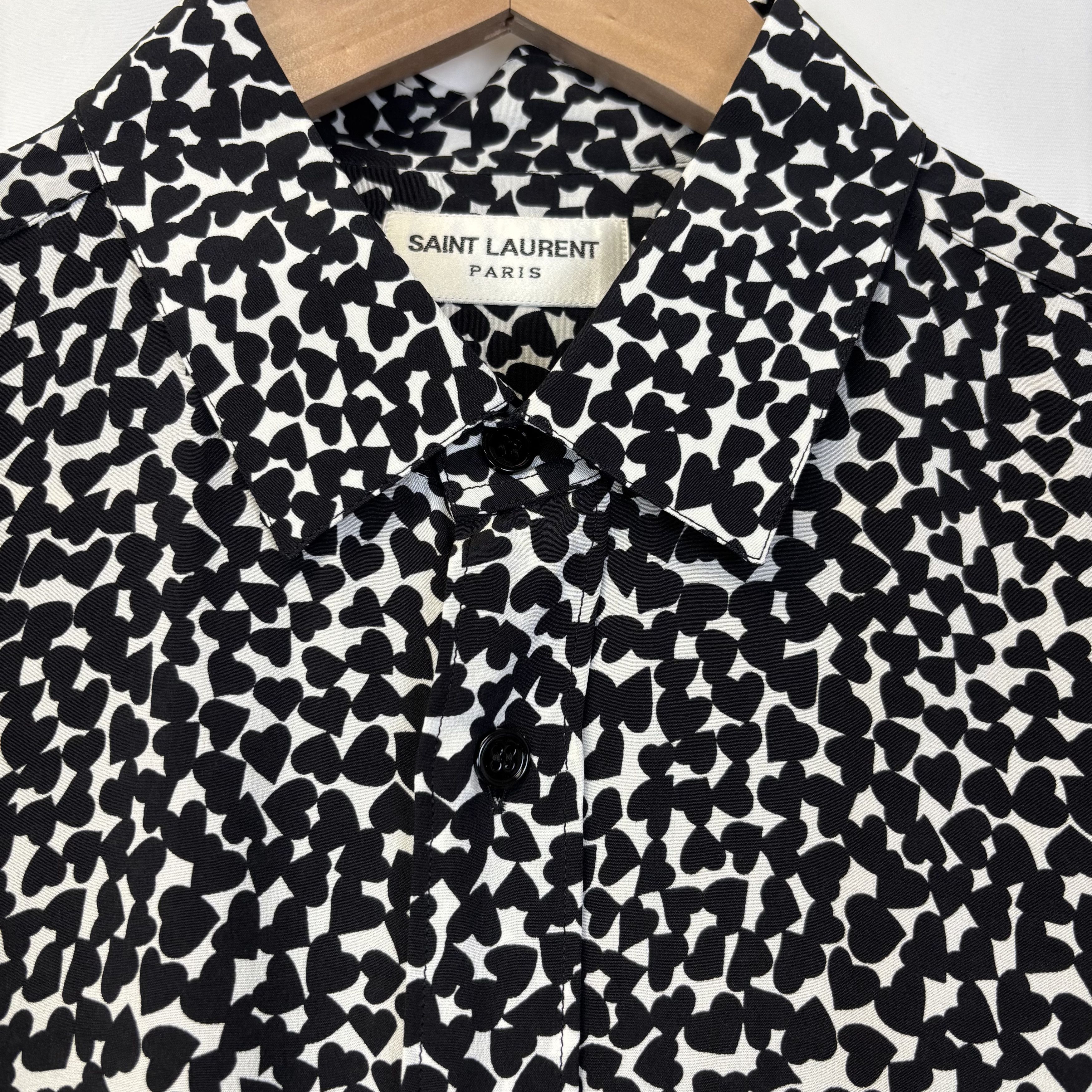Saint Laurent Paris Saint Laurent Black & White Heart Shirt Size US L / EU 52-54 / 3 - 2 Thumbnail