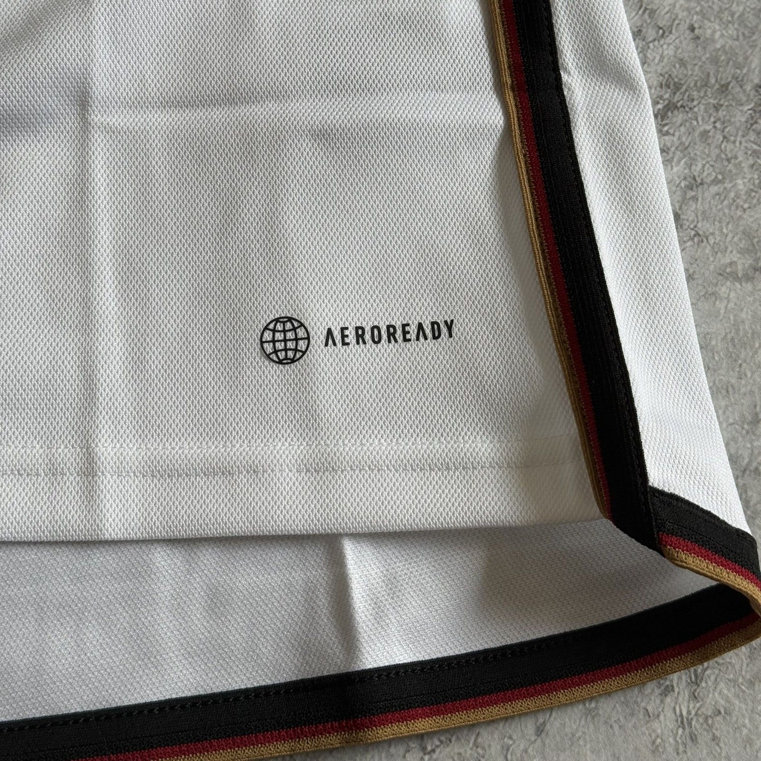 Adidas GERMANY 22/23 HOME SHIRT JERSEY WORLD CUP ADIDAS S Size US S / EU 44-46 / 1 - 8 Thumbnail