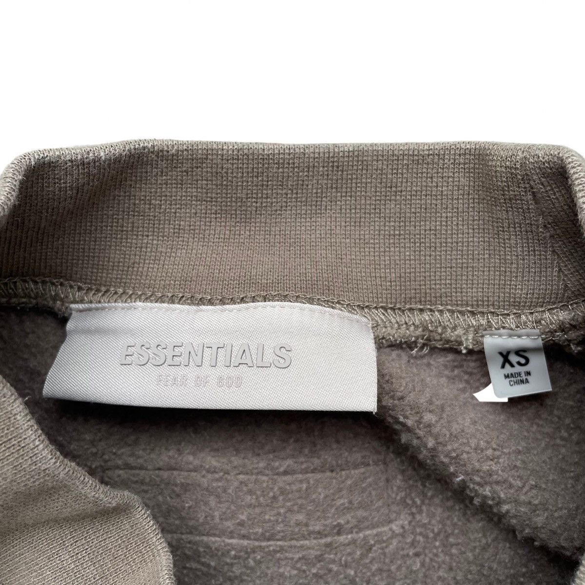Essentials × Fear of God Fear Of God Essentials Crewneck Sweatshirt FOG Size XS Size US XS / EU 42 / 0 - 3 Thumbnail