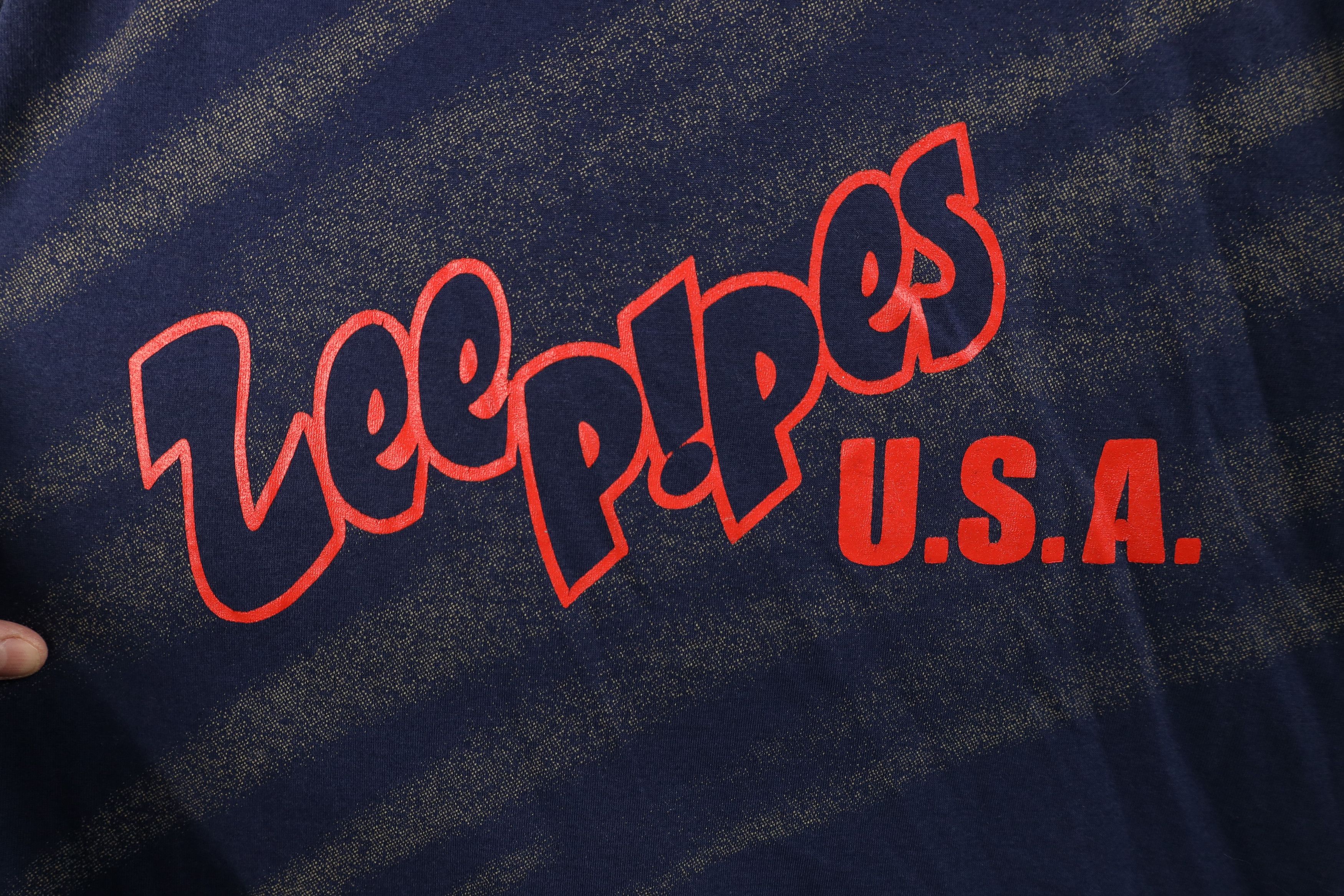 Lee Vintage 90s Lee Pipes USA Baggy Fit T-Shirt Navy Blue Size US XL / EU 56 / 4 - 4 Thumbnail
