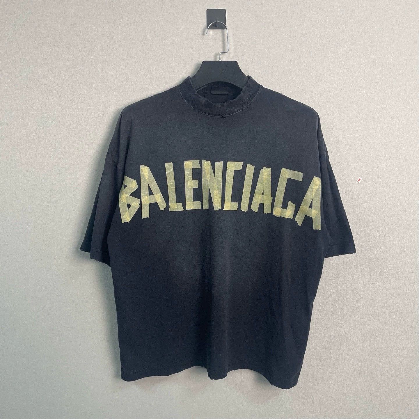 Balenciaga balenciaga new washed logo short sleeve shirt Size US L / EU 52-54 / 3 - 1 Thumbnail