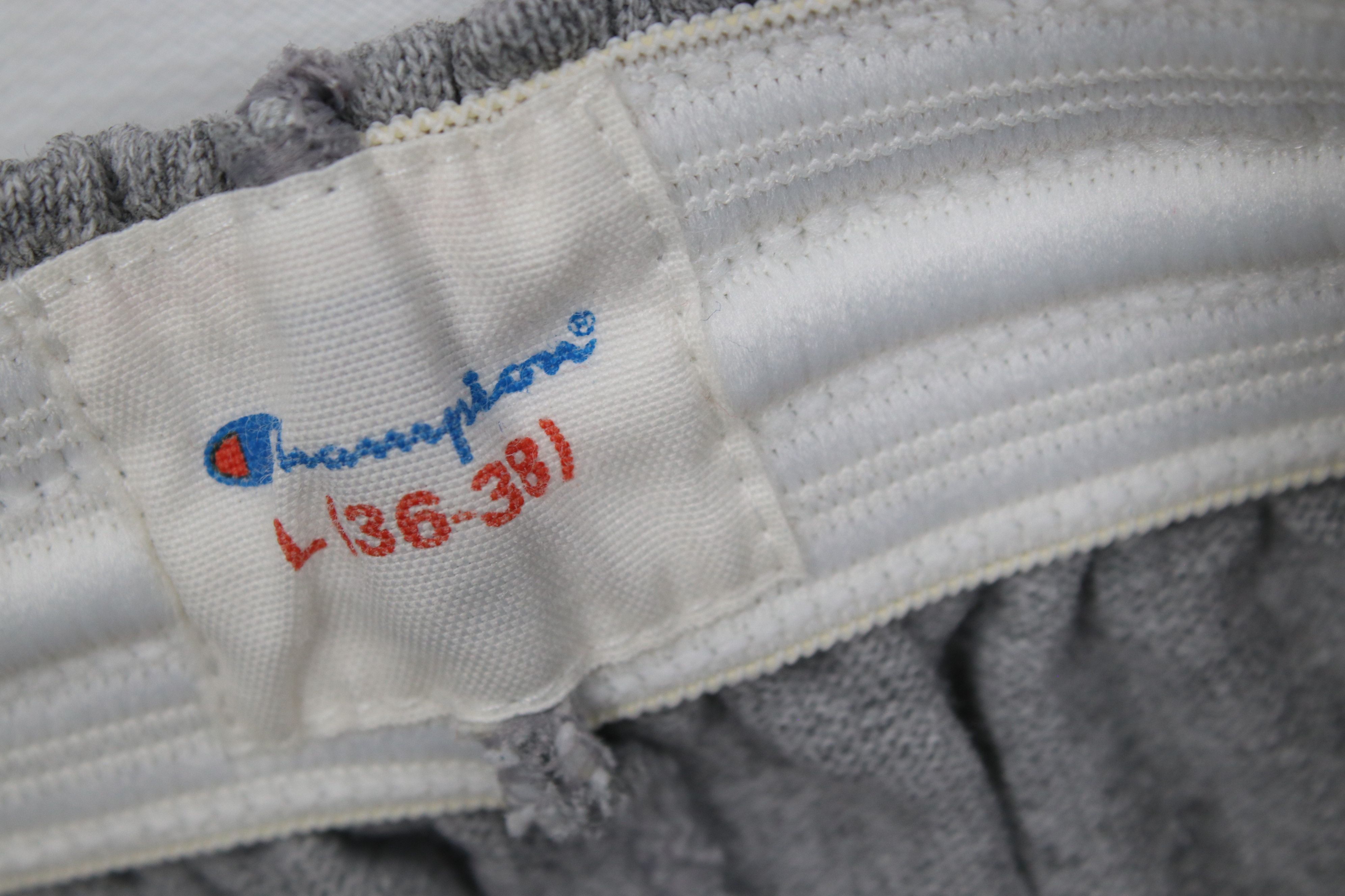 Champion Vintage 90s Champion Above Knee Shorts Heather Gray Size US 34 / EU 50 - 9 Thumbnail