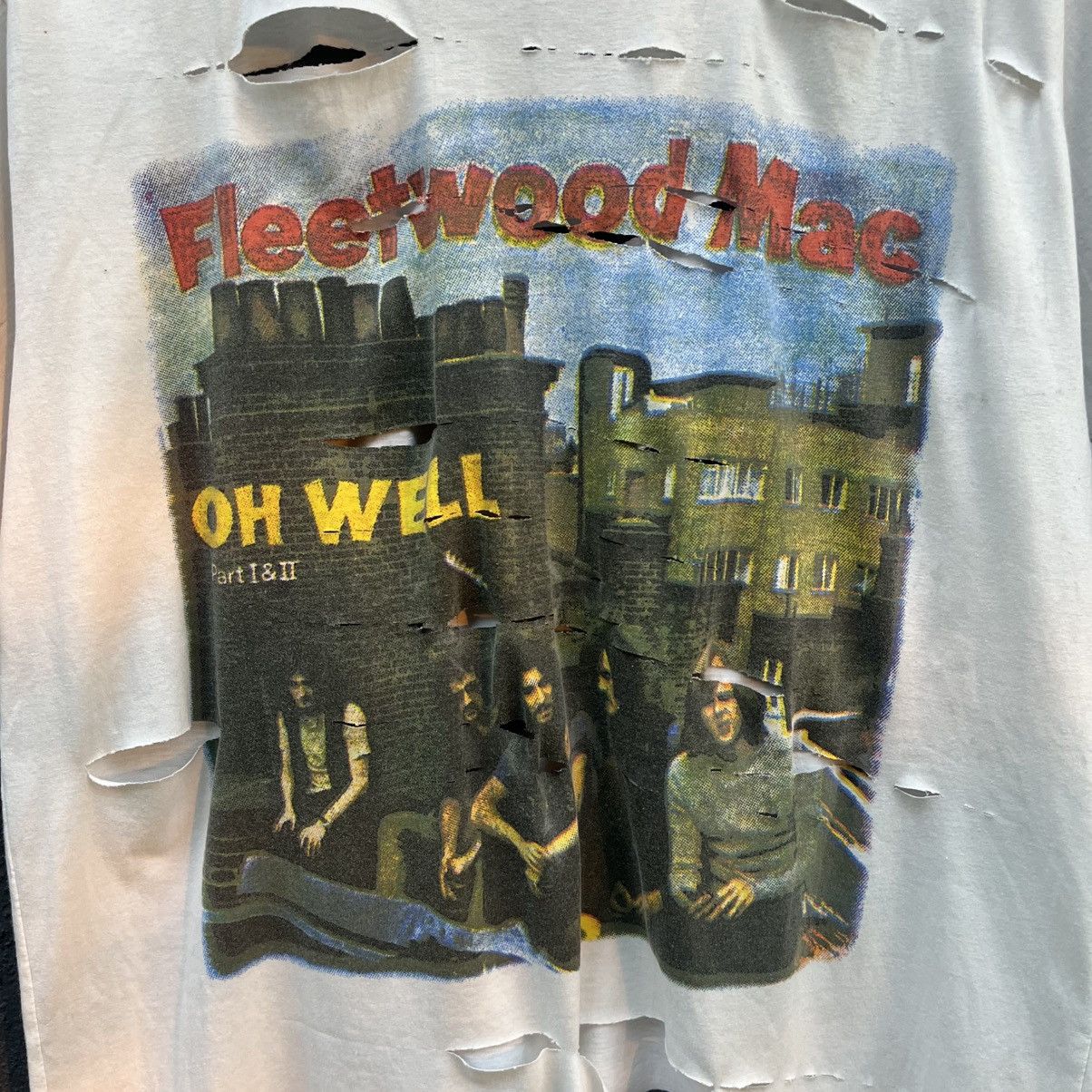 Band Tees Thrashed Distressed Fleetwood Mac ERD GRUNGE Band Tee Size US L / EU 52-54 / 3 - 2 Thumbnail