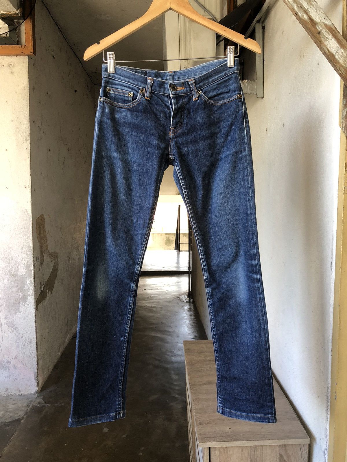 Hysteric Glamour Vintage Hysteric Glamour Faded Straight Cut Jeans Size 26" / US 2 / IT 38 - 1 Thumbnail