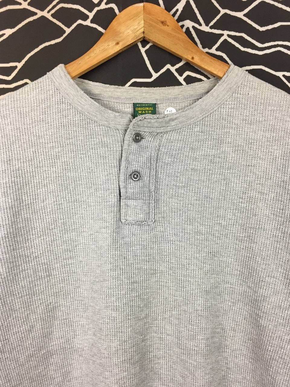 Uniqlo Uniqlo Authentic Original Wash Waffle Knit Henley Tee Size US XL / EU 56 / 4 - 3 Thumbnail