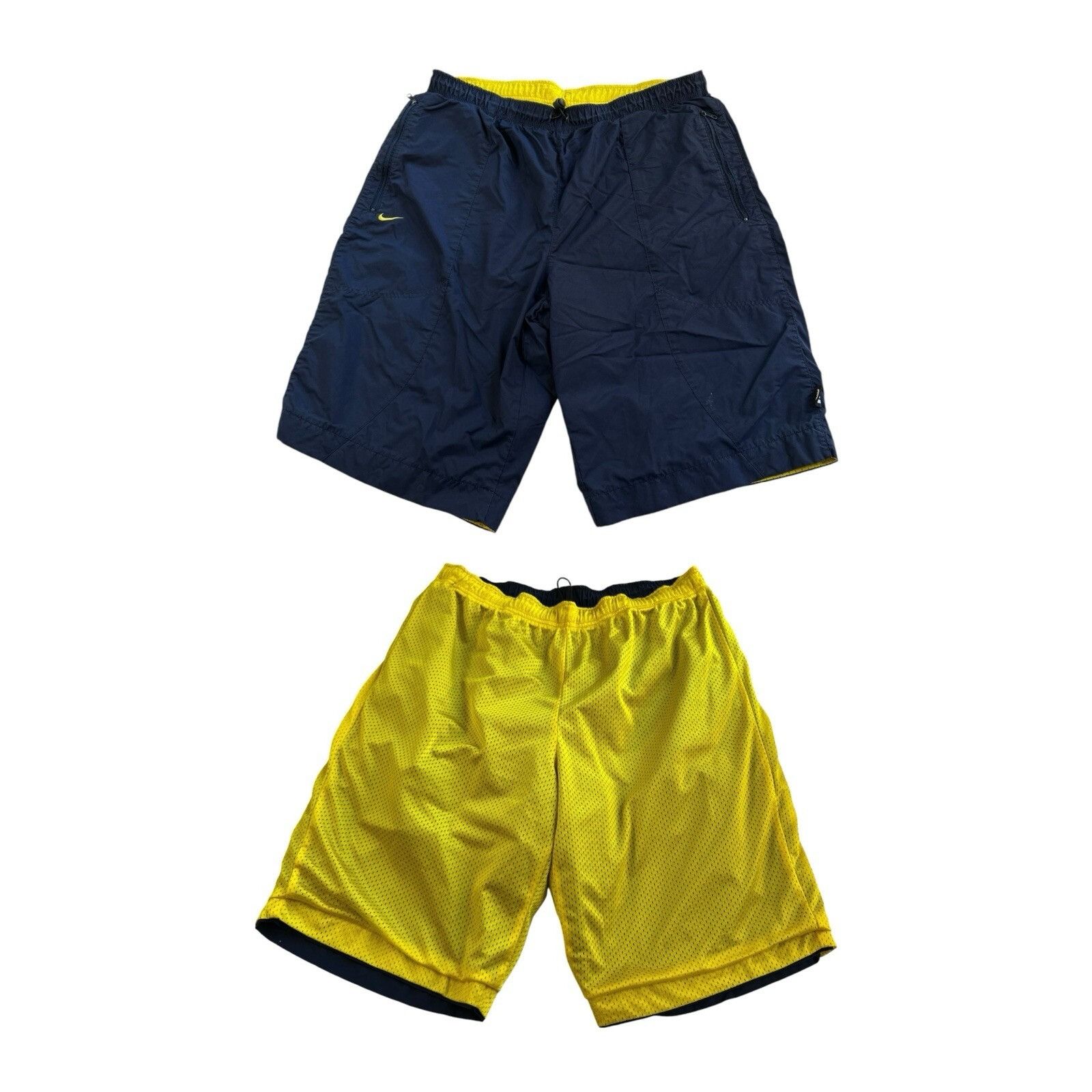 Nike Vintage Nike Baggy Reversible Shorts Size XL Mesh Y2K Cyber Size US 34 / EU 50 - 1 Thumbnail