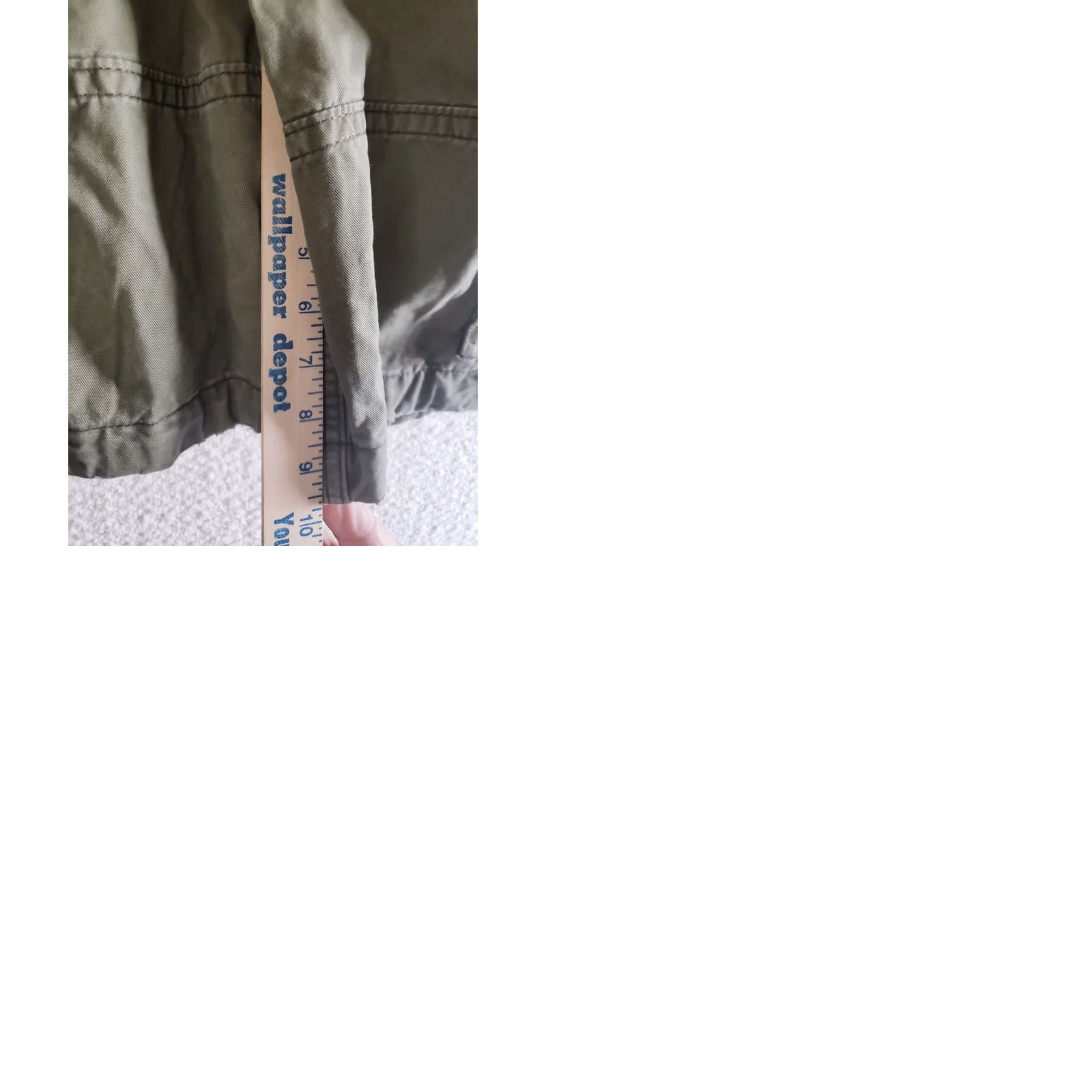 Abercrombie & Fitch Abercrombie & Fitch Mens Cargo Shorts Sz 30 Olive Green Heavyweight Cotton Cargo Pocket Button Closure Size US 30 / EU 46 - 9 Thumbnail