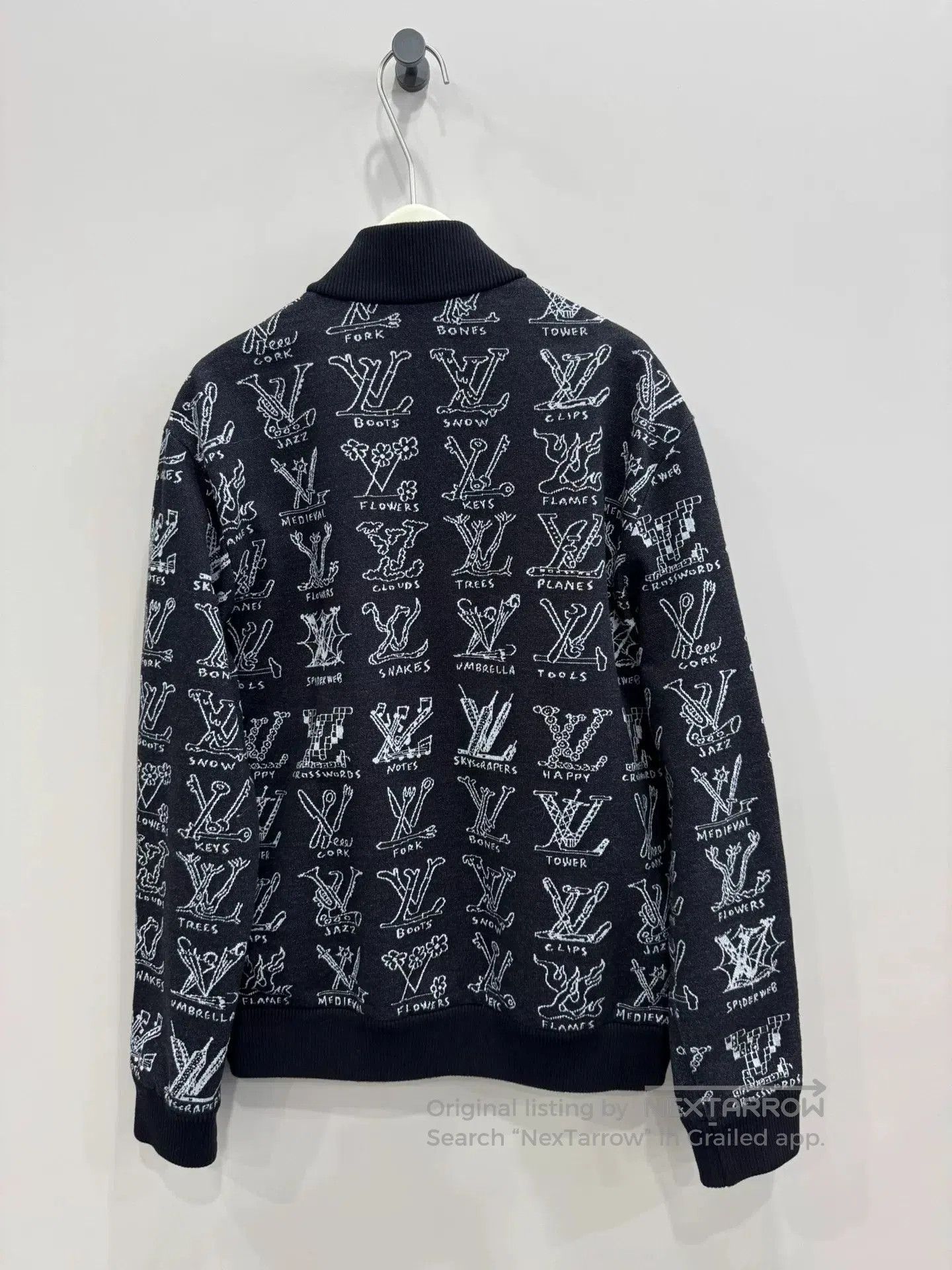 Louis Vuitton louis vuitton printed zip-up jacket size s. Size US S / EU 44-46 / 1 - 2 Thumbnail