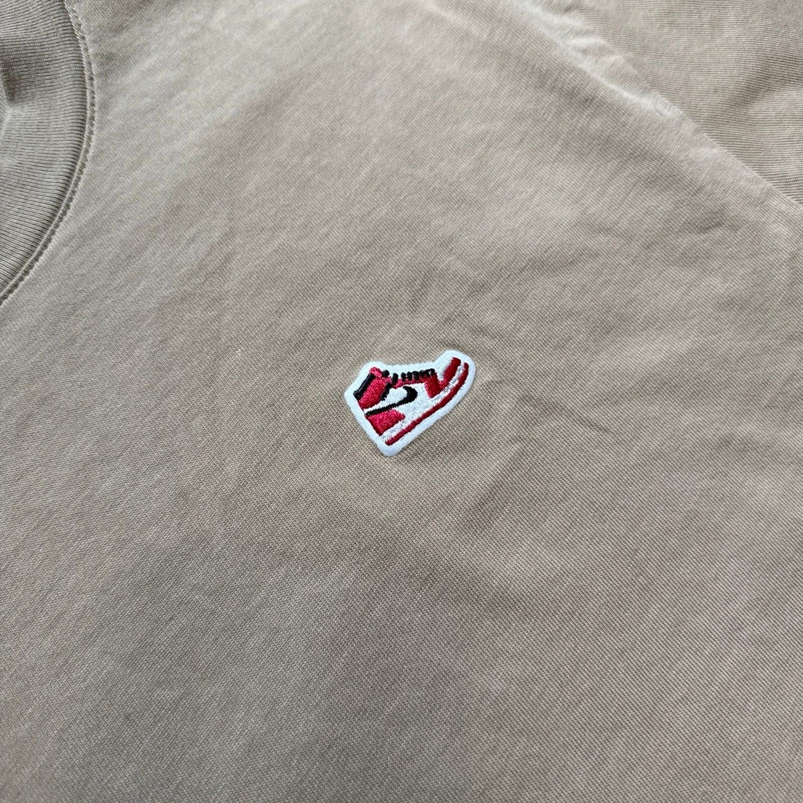 Nike NWOT Air Jordan 1 Short Sleeve Shirt Size US S / EU 44-46 / 1 - 2 Thumbnail