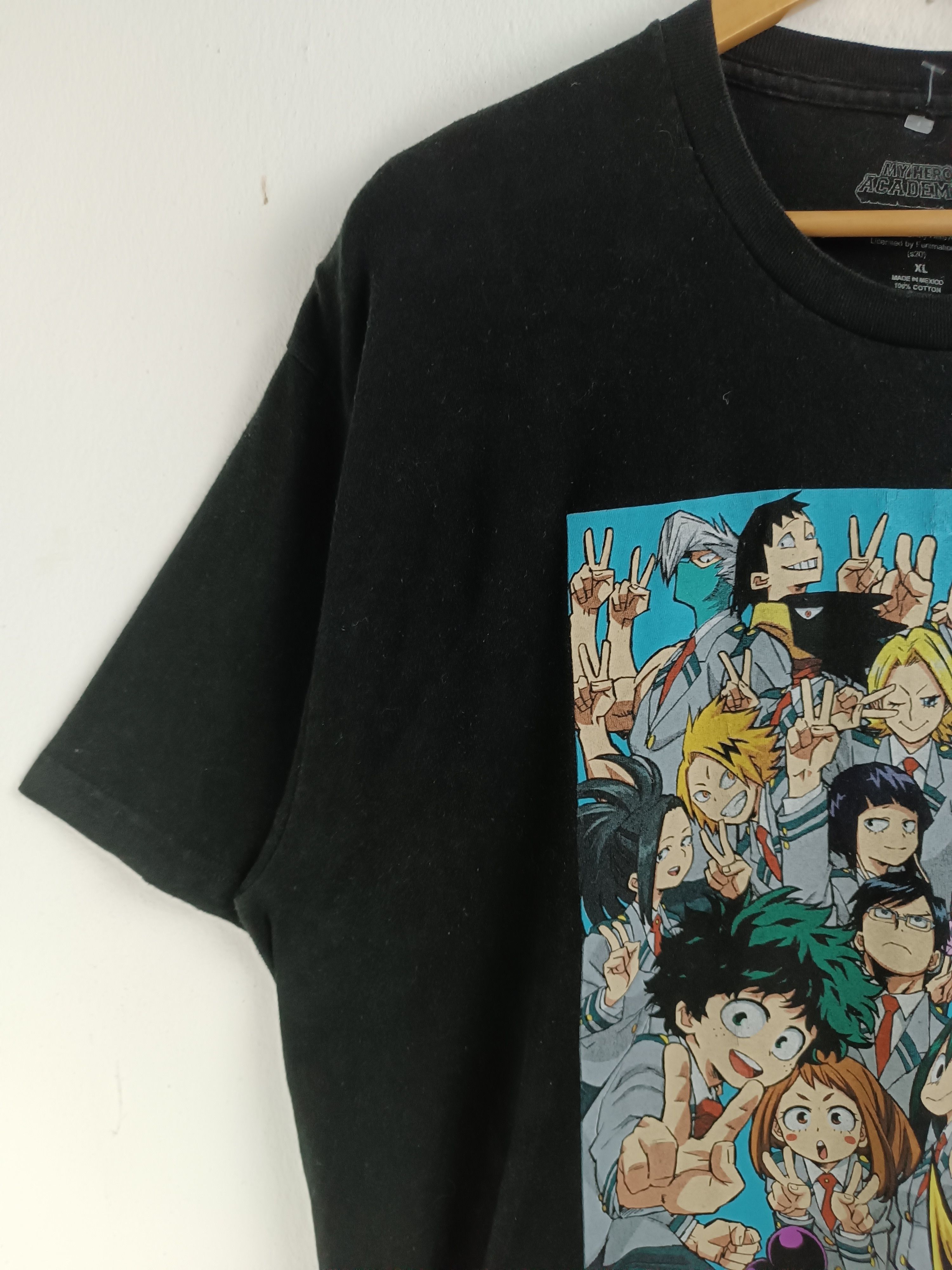 Anime VINTAGE MY HERO ACADEMIA CHARACTERS TEE deku all might shoto Size US XL / EU 56 / 4 - 5 Thumbnail