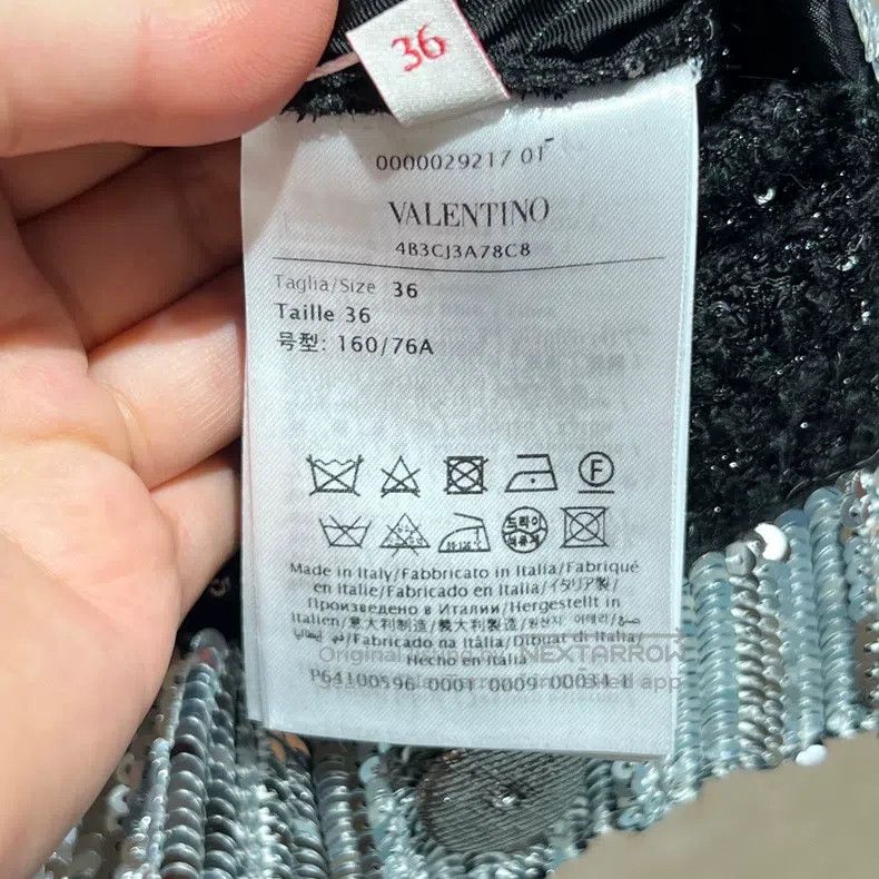 Valentino Valentino Black V-neck sequin cardigan Size XS / US 0-2 / IT 36-38 - 5 Thumbnail