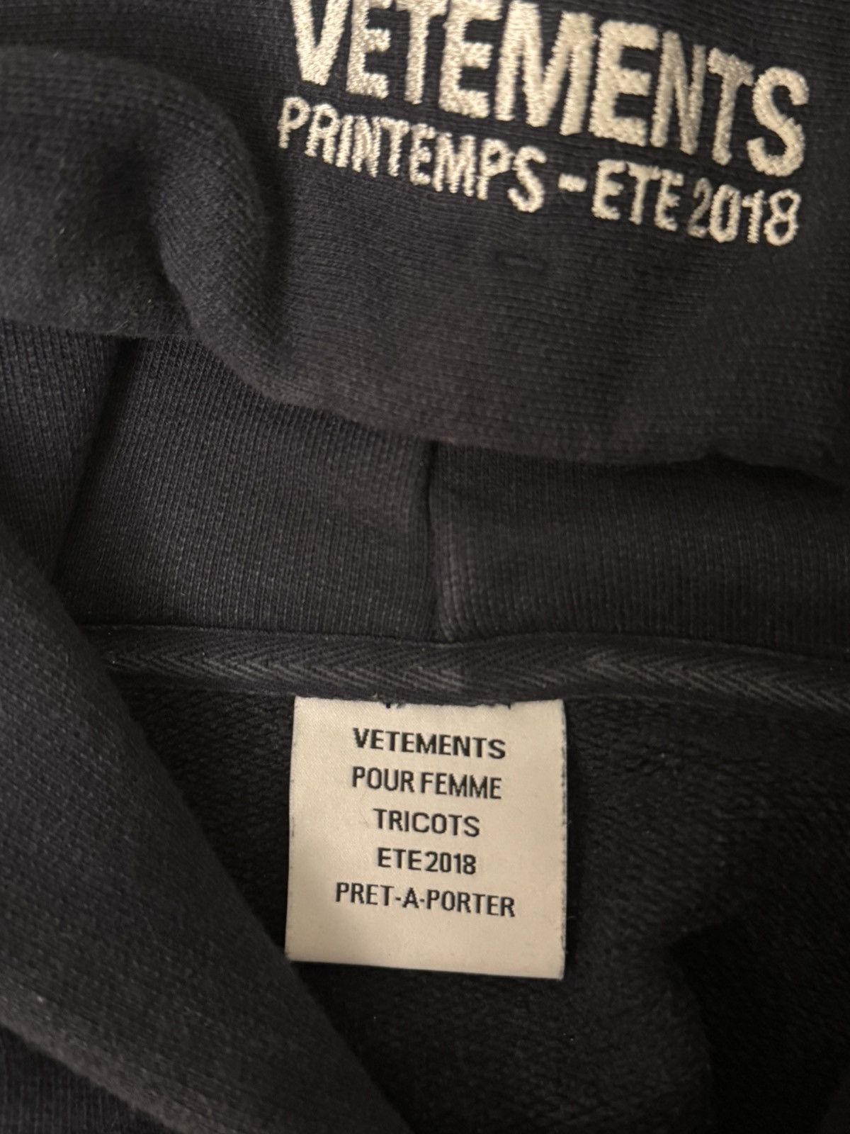 Vetements Vetements 1/50 Unicorns and Rainbows Hoodie Size US M / EU 48-50 / 2 - 4 Thumbnail