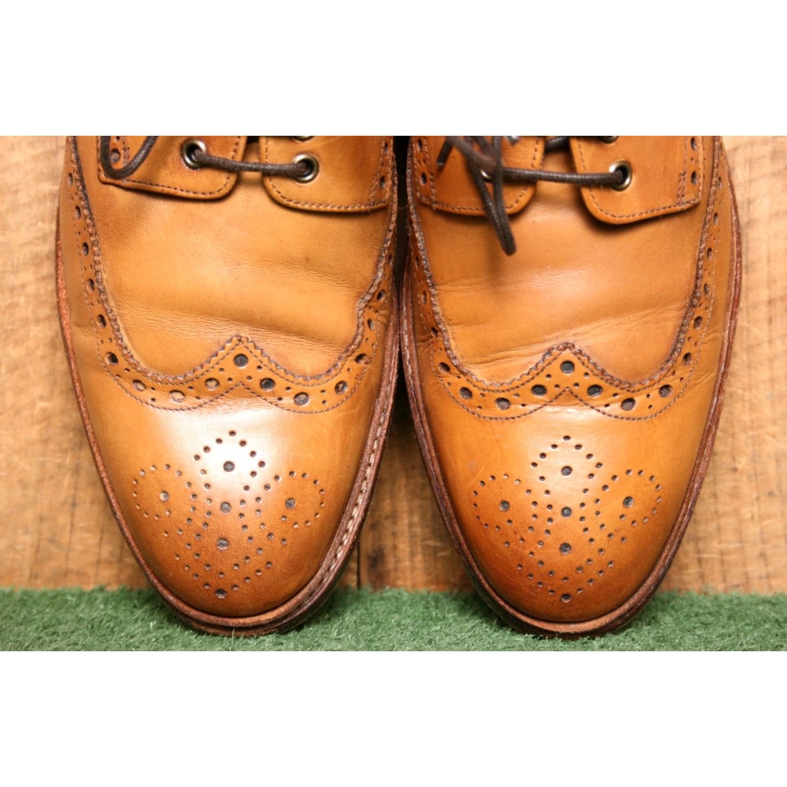 Oliver Sweeney VINTAGE Oliver Sweeney Saunders Derby Shoes Tan Leather Wingtip Goodyear Welted Mens 10.5 US 11.5 Size US 11 / EU 44 - 6 Thumbnail