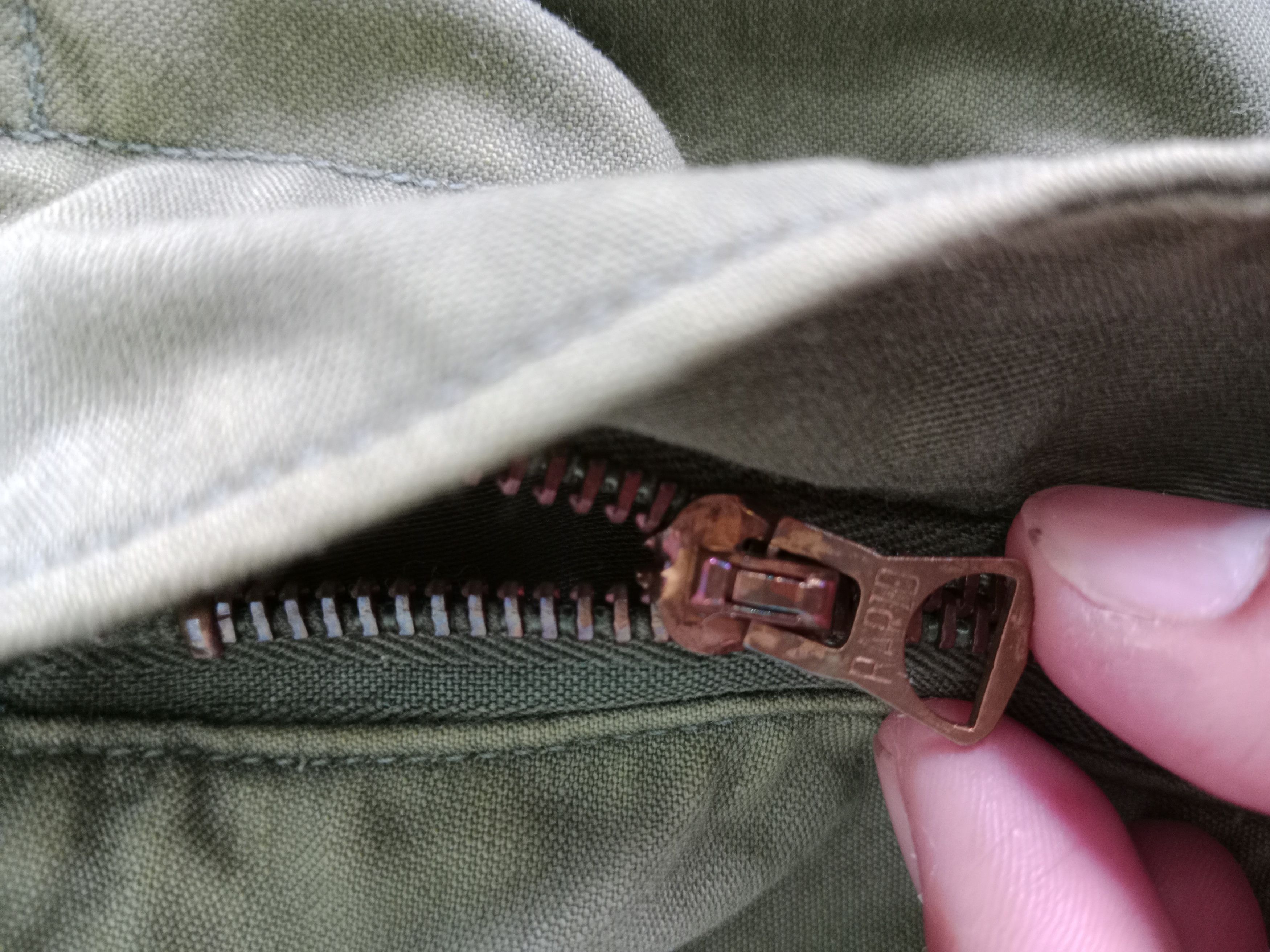 Other Vintage Military Cargo Pants Olive Green Rare Size US 35 - 9 Thumbnail