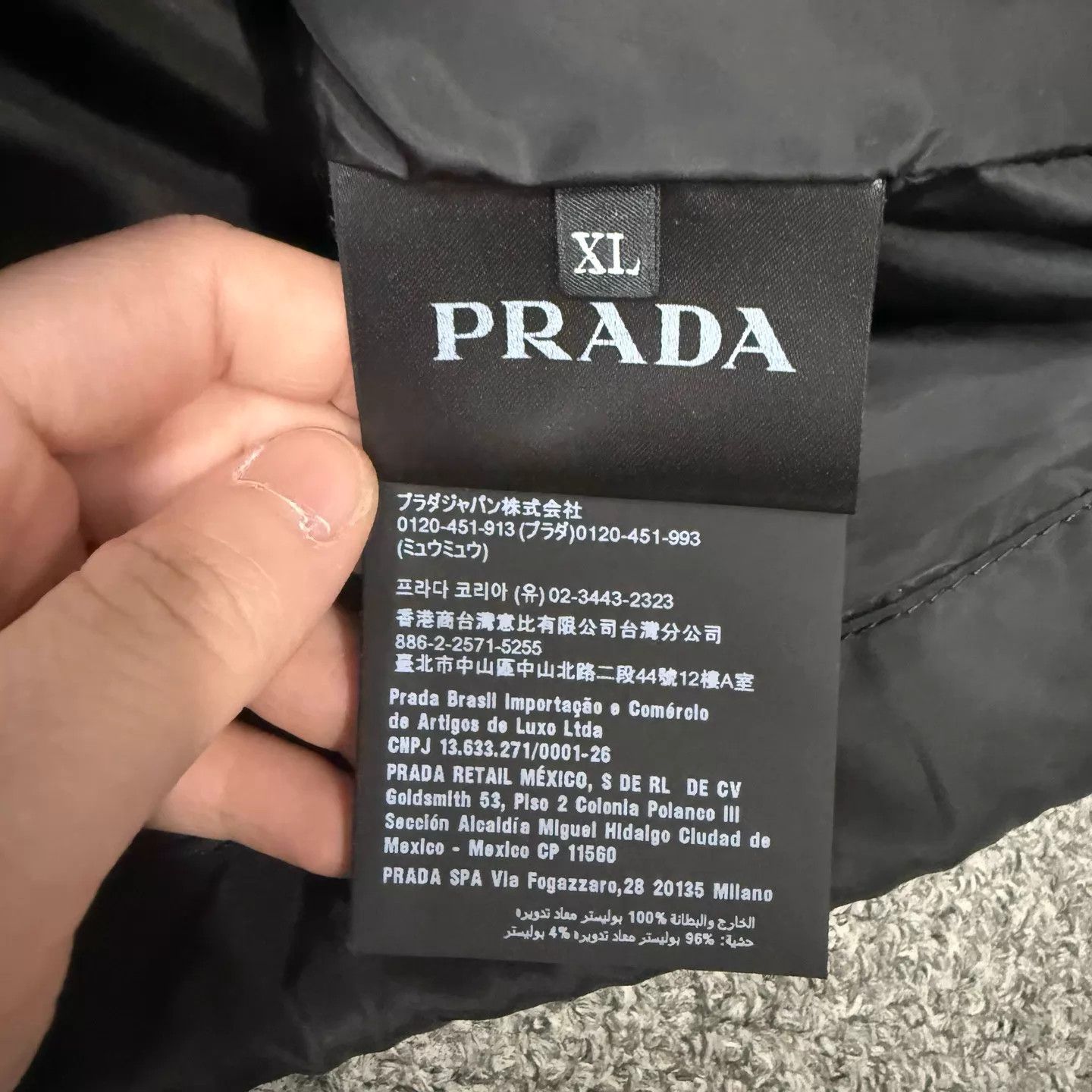 Prada Prada New Black Triangle Logo Padded Jacket Unworn XL Size US XL / EU 56 / 4 - 4 Thumbnail