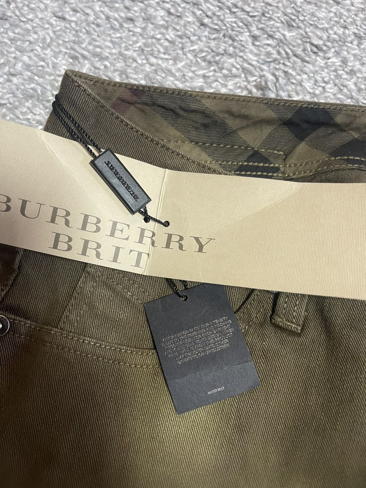 Burberry Burberry Brit Kensington Olive Tie Dye Low Rise Skinny 28 Size 24" / US 00 / IT 34 - 15 Thumbnail