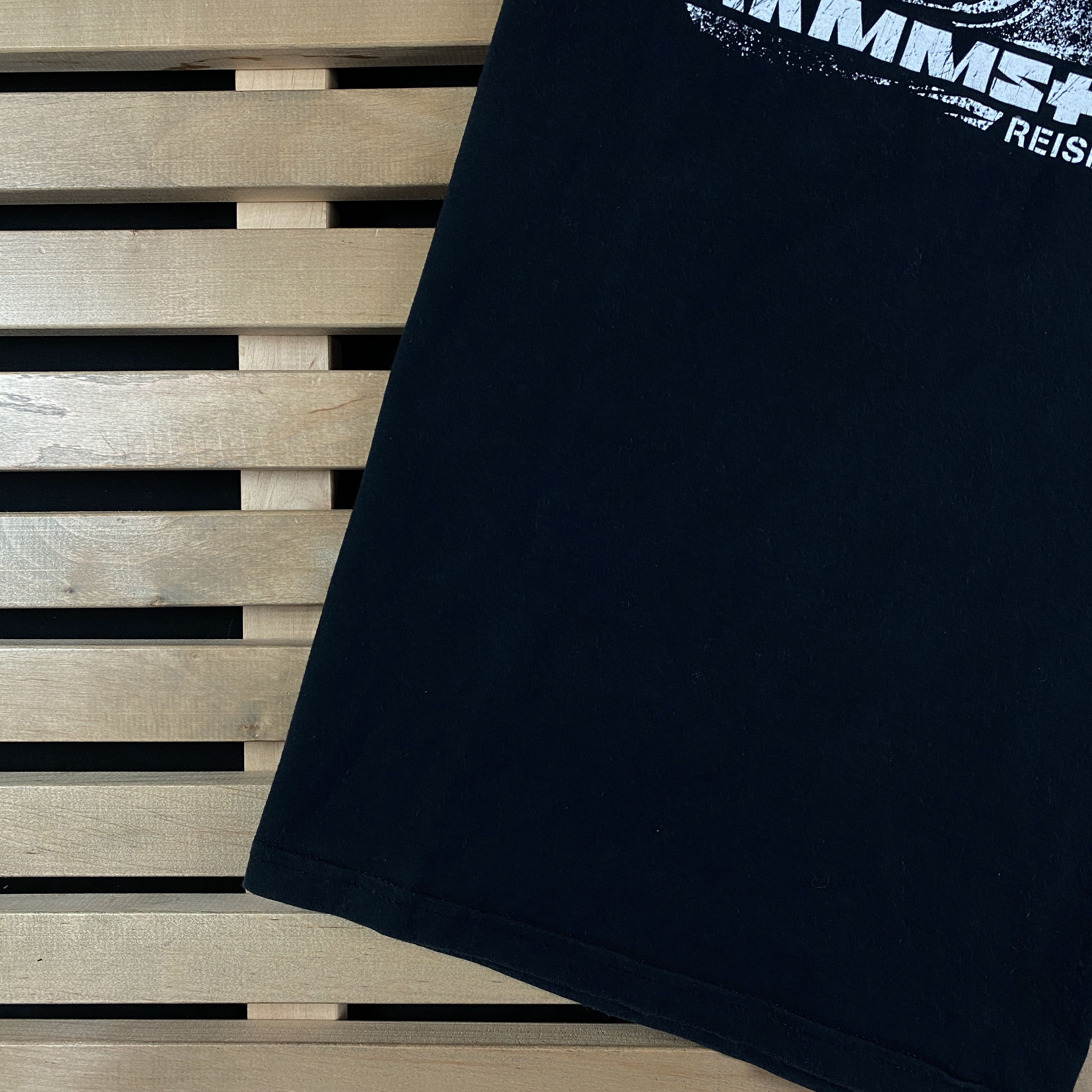 Band Tees Mens Vintage T-Shirt Rammstein Ahoi Size M Size US M / EU 48-50 / 2 - 3 Thumbnail
