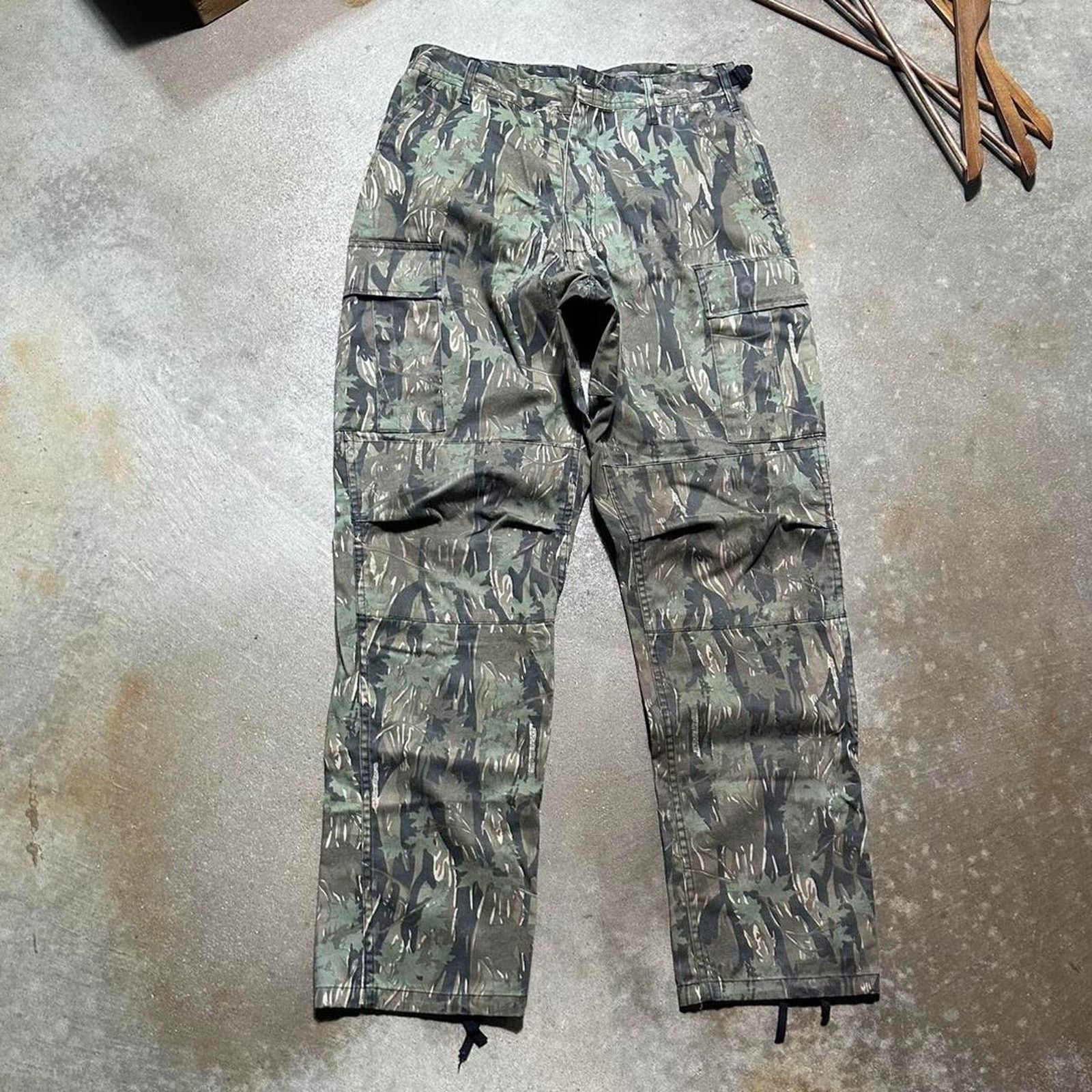 Realtree Vintage Army Camo Cargo Pants 31x31 Double Knees Camouflage Size US 31 - 3 Thumbnail