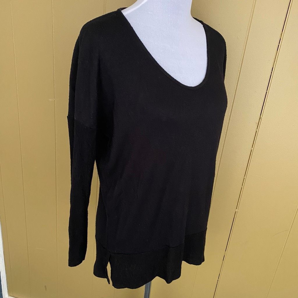 Other Time & Tru women S scoopneck batwing loose fit sweater Size S / US 4 / IT 40 - 10 Thumbnail