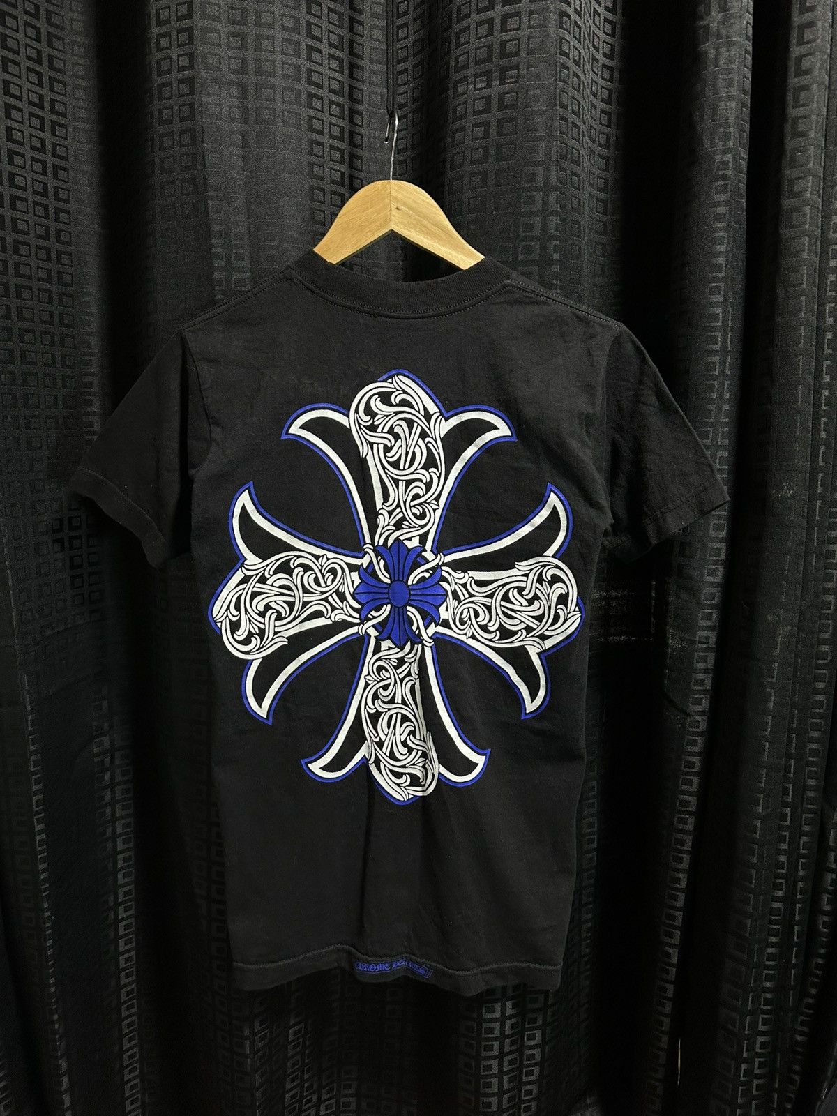 Chrome Hearts Vintage chrome hearts blue cross pocket tee Size US S / EU 44-46 / 1 - 2 Thumbnail
