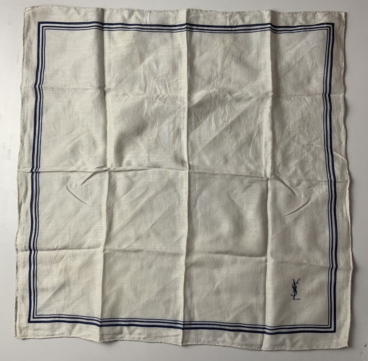 Vintage Vintage YSL Yves Saint Laurent Plain Small Logo Handkerchief Size ONE SIZE - 4 Thumbnail