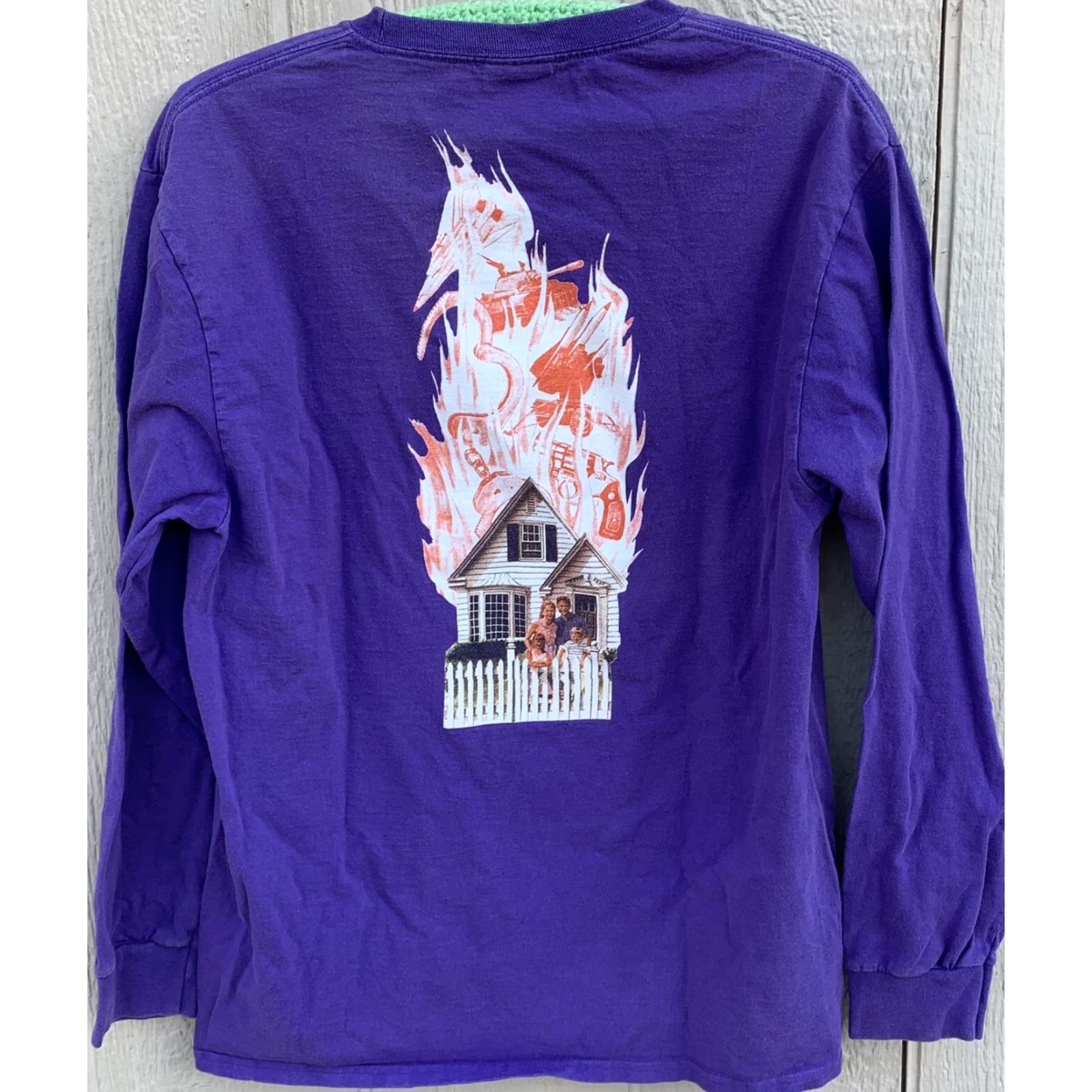 Vintage VINTAGE Hockey Shirt Mens L Purple Graphic Print Burnt House T-Shirt Long Sleeve FA Hockey Size US L / EU 52-54 / 3 - 5 Thumbnail