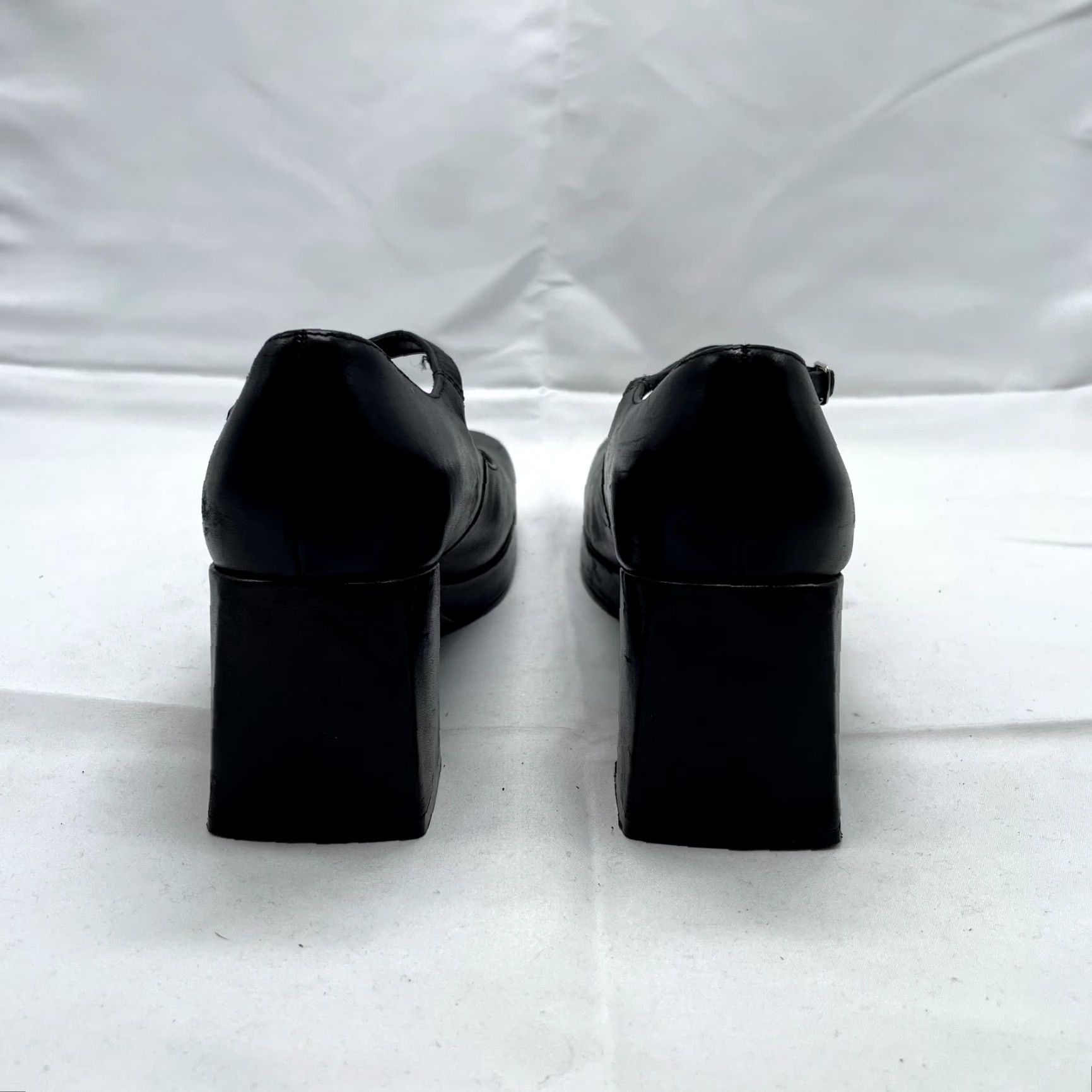 Steve Madden VINTAGE Steve Madden Heels 90s Y2K Platform Mary Jane Black Leather 5.5 Womens Square Toe Size US 6 / IT 36 - 4 Thumbnail