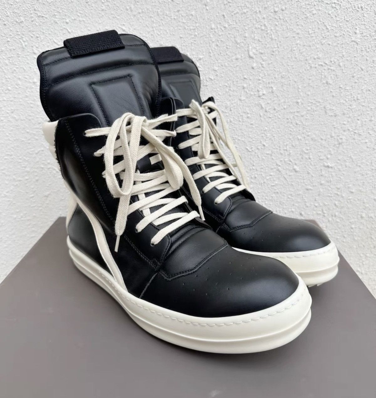 Rick Owens Black High-Top Sneakers Size 7 Size US 7 / EU 40 - 1 Thumbnail