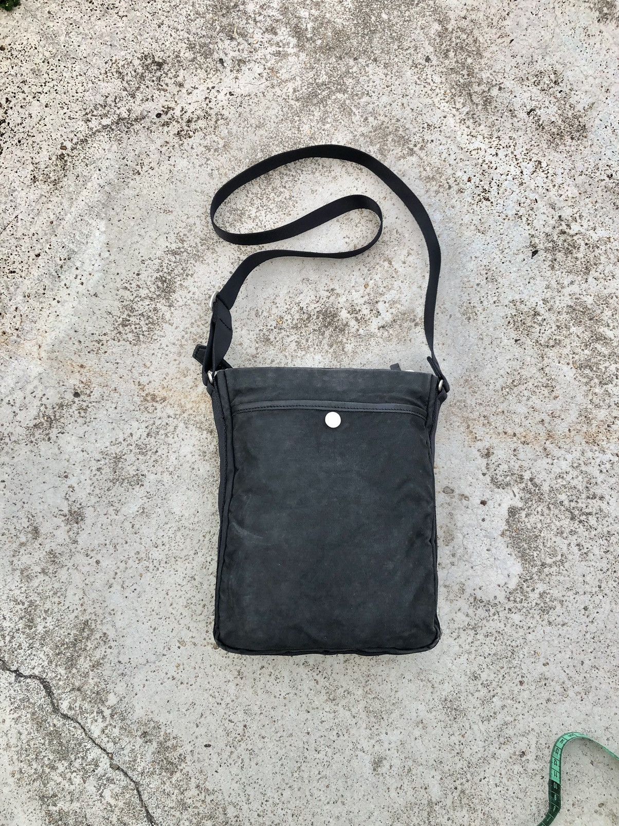 Japanese Brand HARD CANVAS SLINGBAG BY KOI Size ONE SIZE - 3 Thumbnail