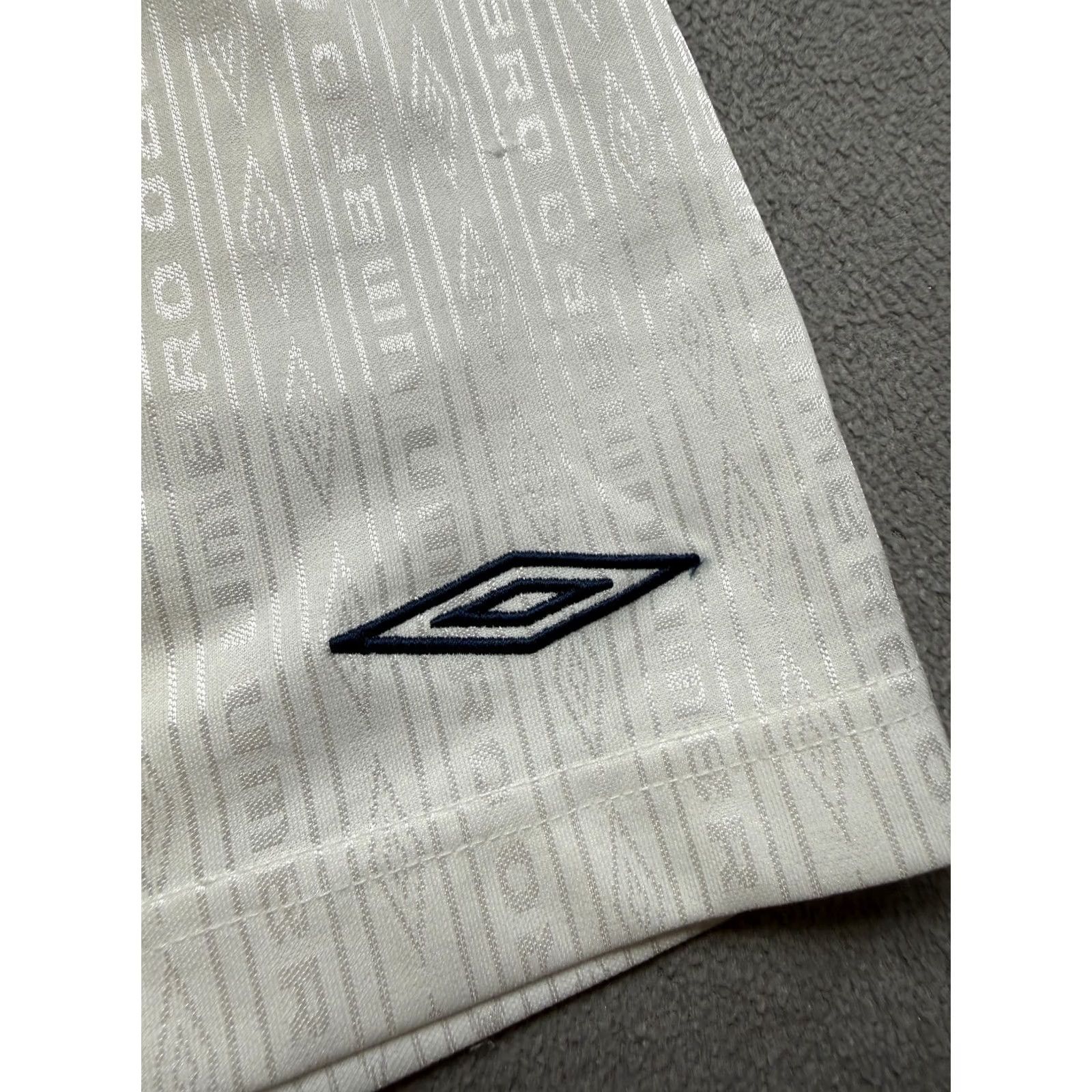 Umbro VINTAGE Umbro shorts Mens size XL White Training football soccer Size US 36 / EU 52 - 2 Thumbnail