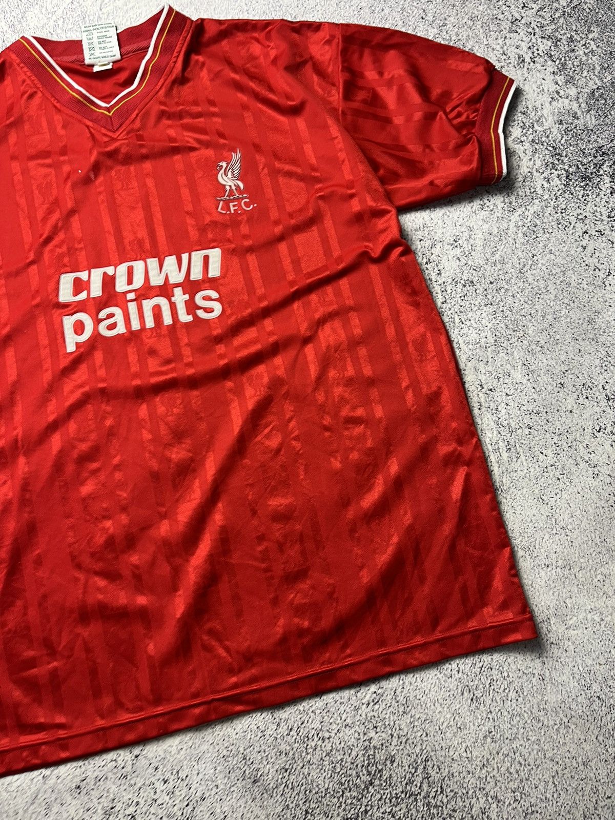 Vintage Liverpool 1982 Score Draw Football Shirt Mens Top Jersey Size US L / EU 52-54 / 3 - 17 Thumbnail